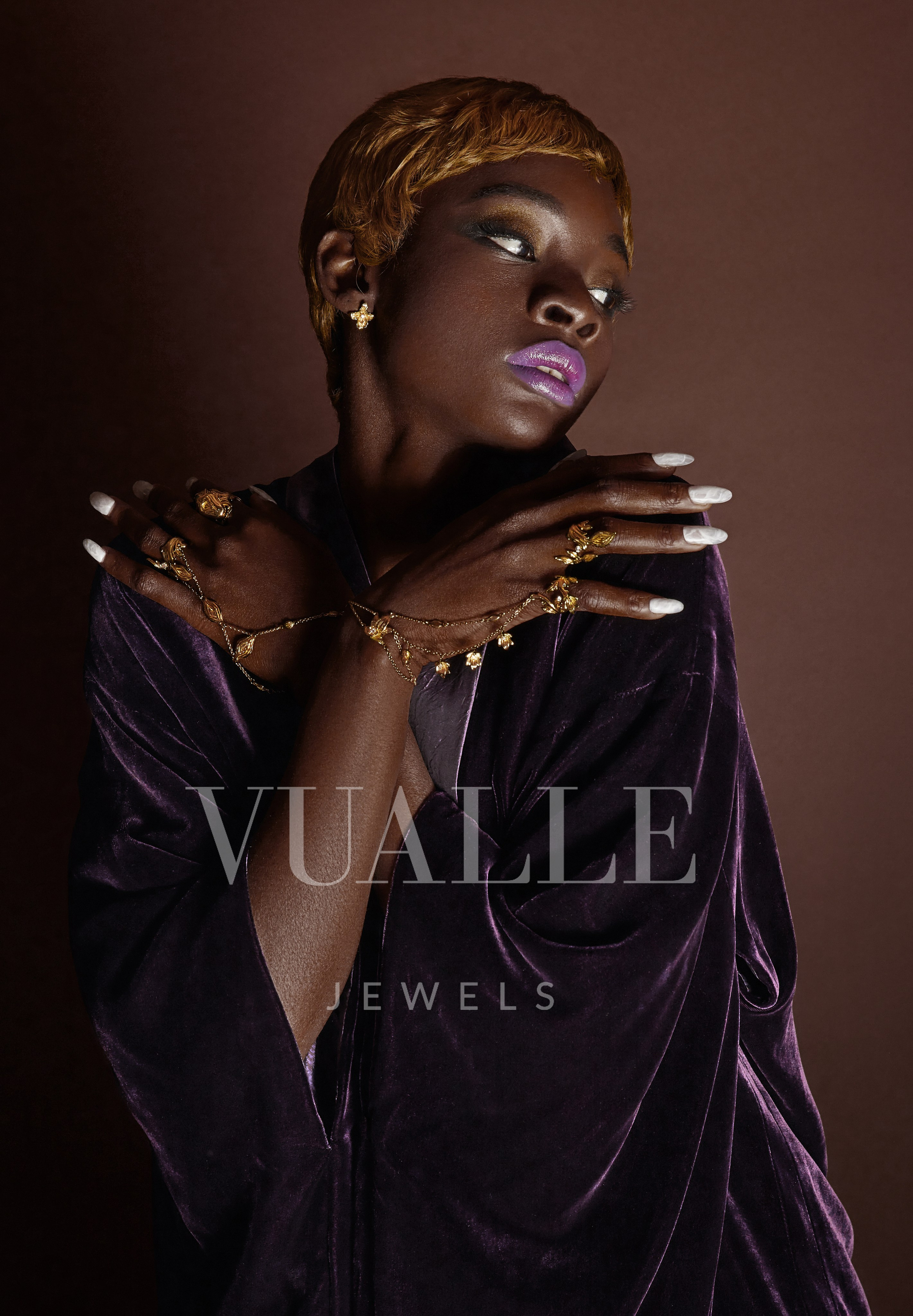 Editorial makeup and hair styling by professional Italian artist