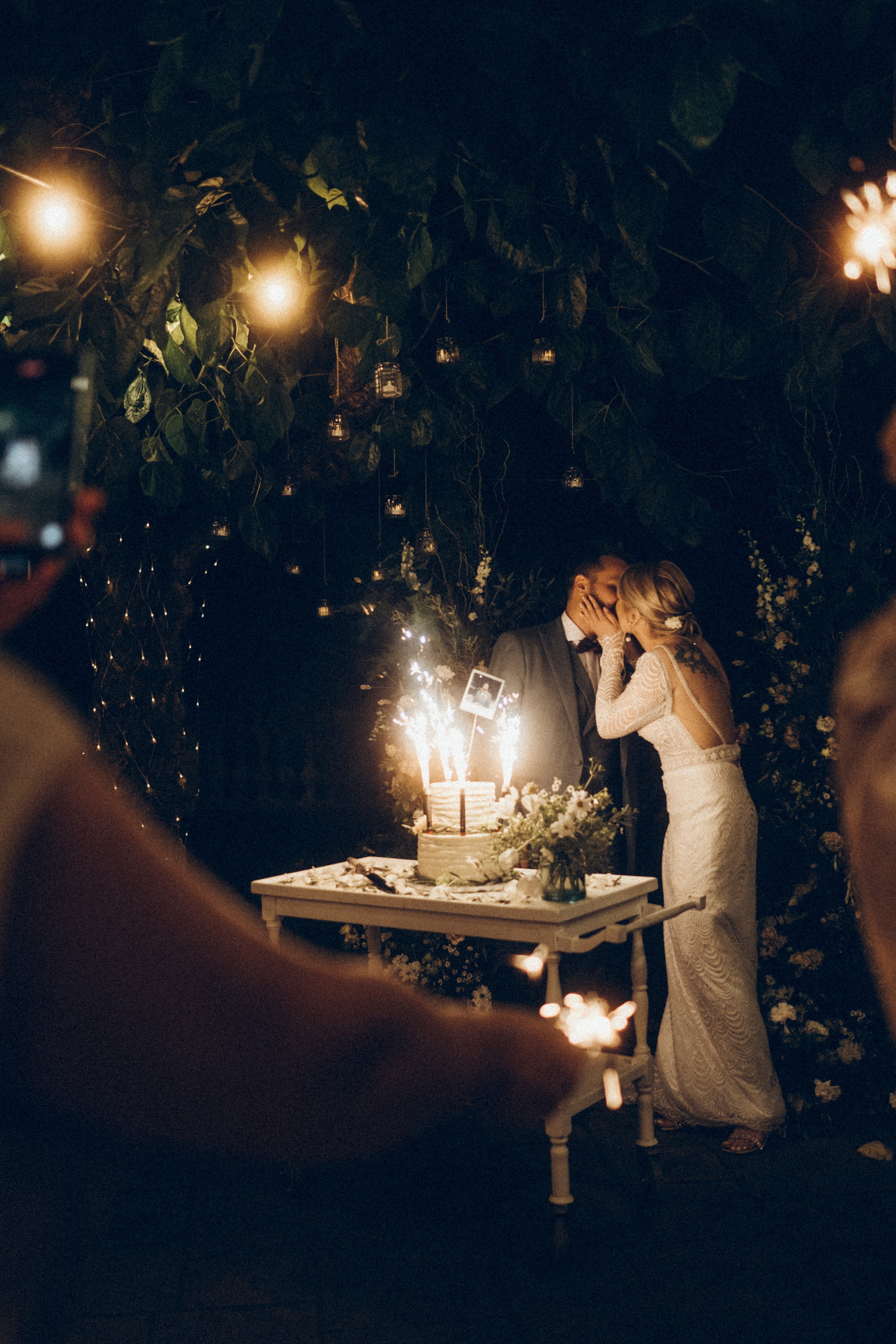 Nadezhda & Dmitry. Masia Mas Coll. Paola wedding photographer / videographer in Barcelona