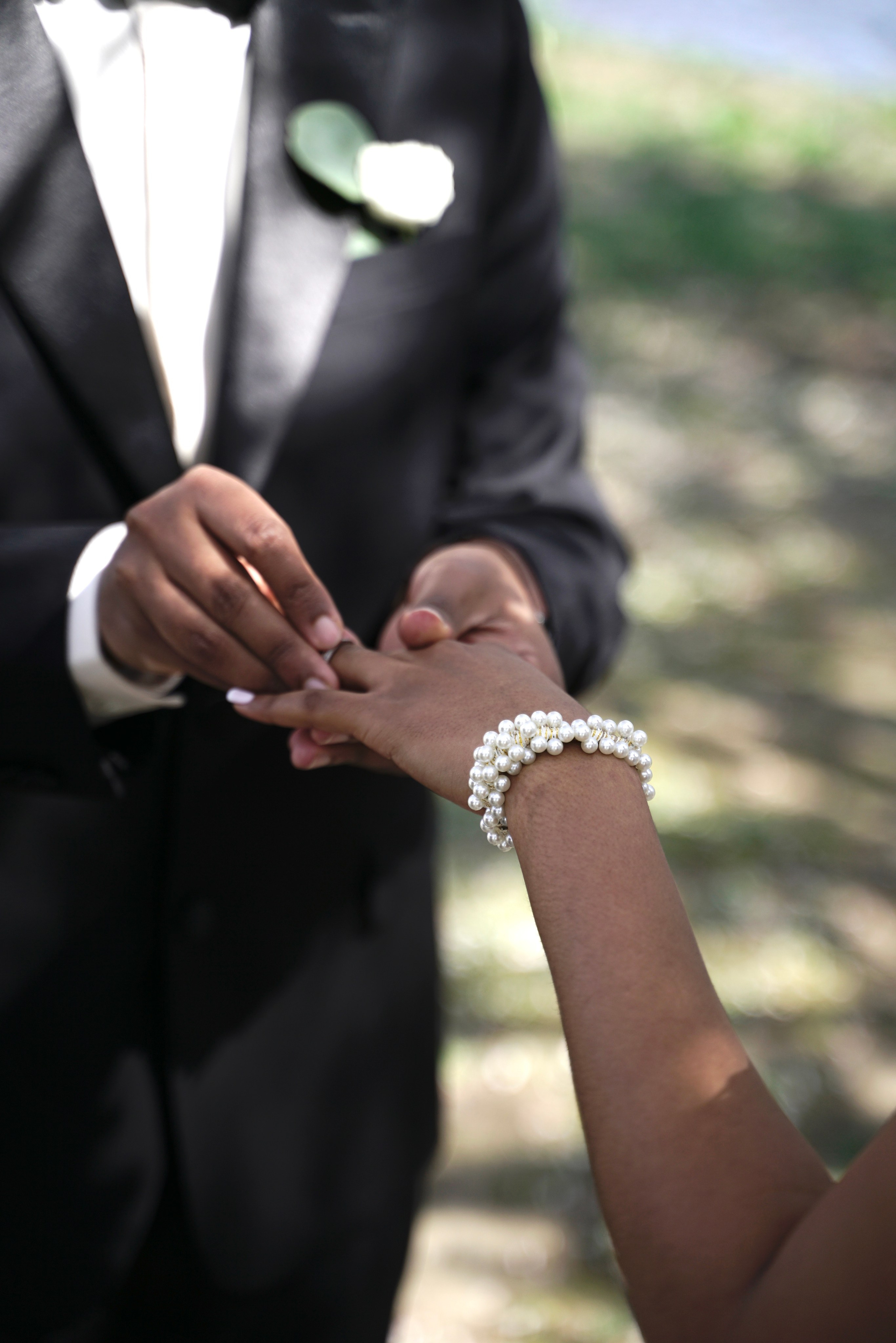 Sosina and Aaron at Charles river Esplanade. Stefanovich Photography | Boston, MA
