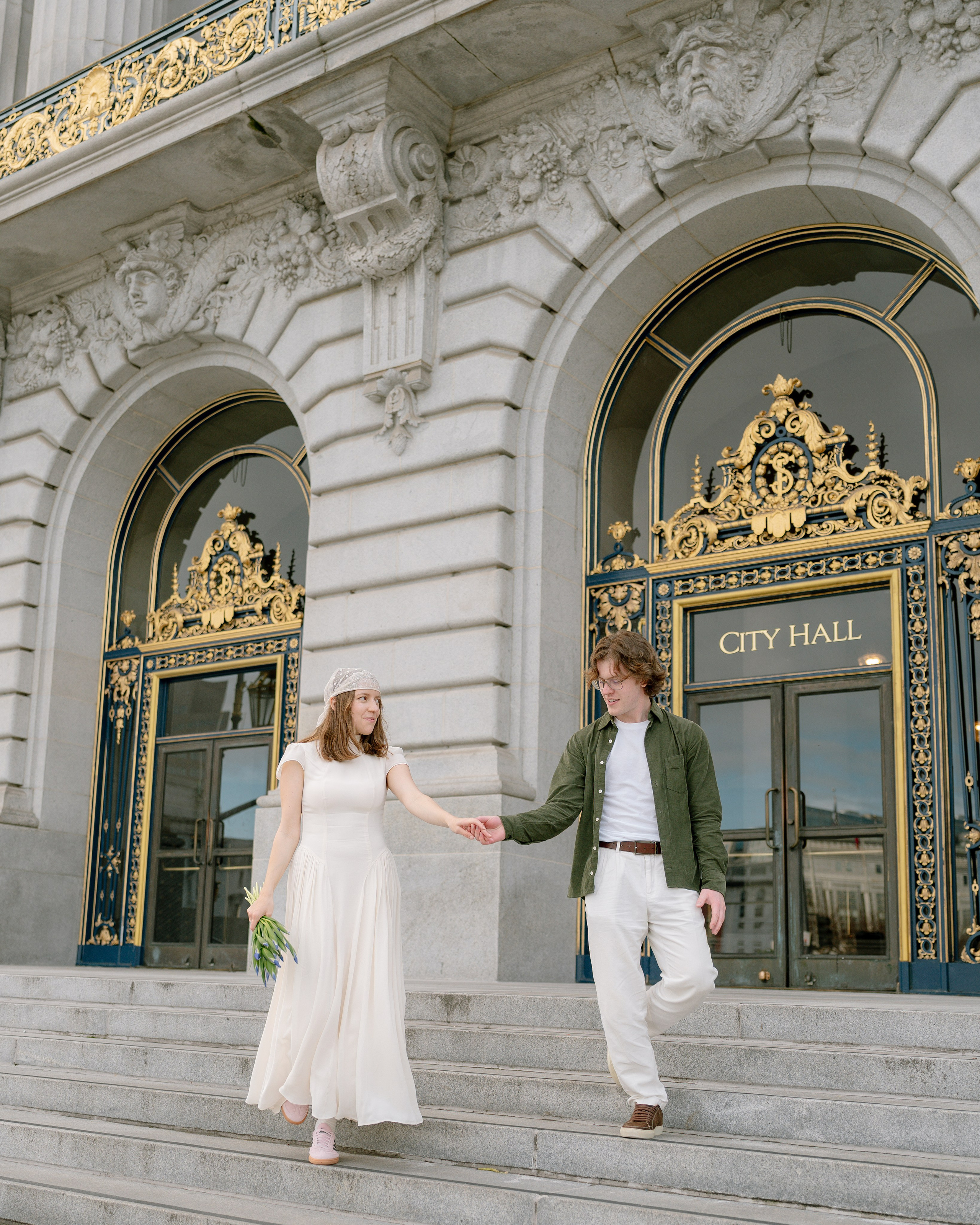 San Francisco Wedding Photography Portfolio | City Hall & Bay Area. Wedding & lifestyle photographer in Bay Area, San Francisco, Santa Cruz