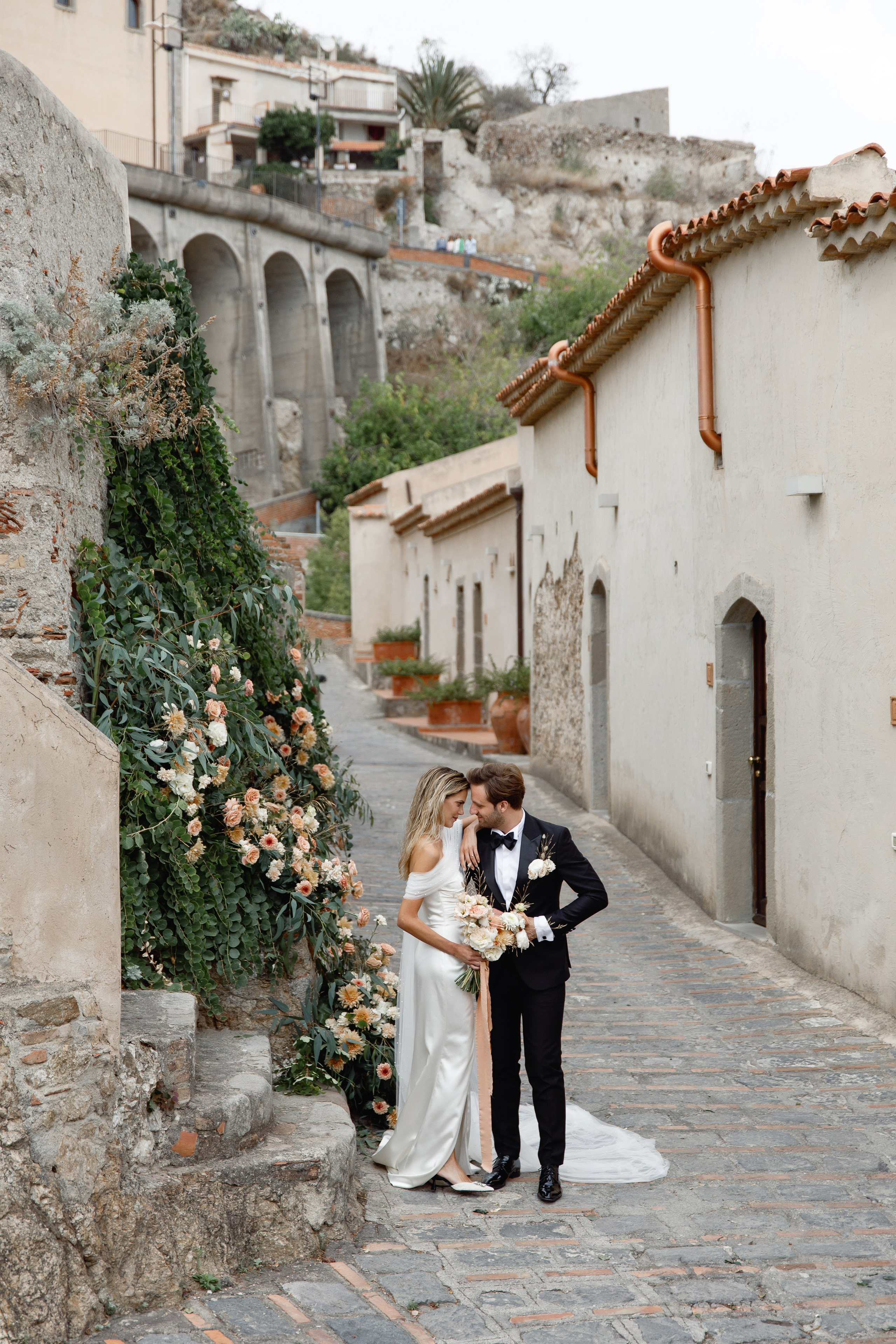 Wedding Photographer Rome Tuscany Como Sicily Puglia Amalfy Italy- Oksana Savenchuk