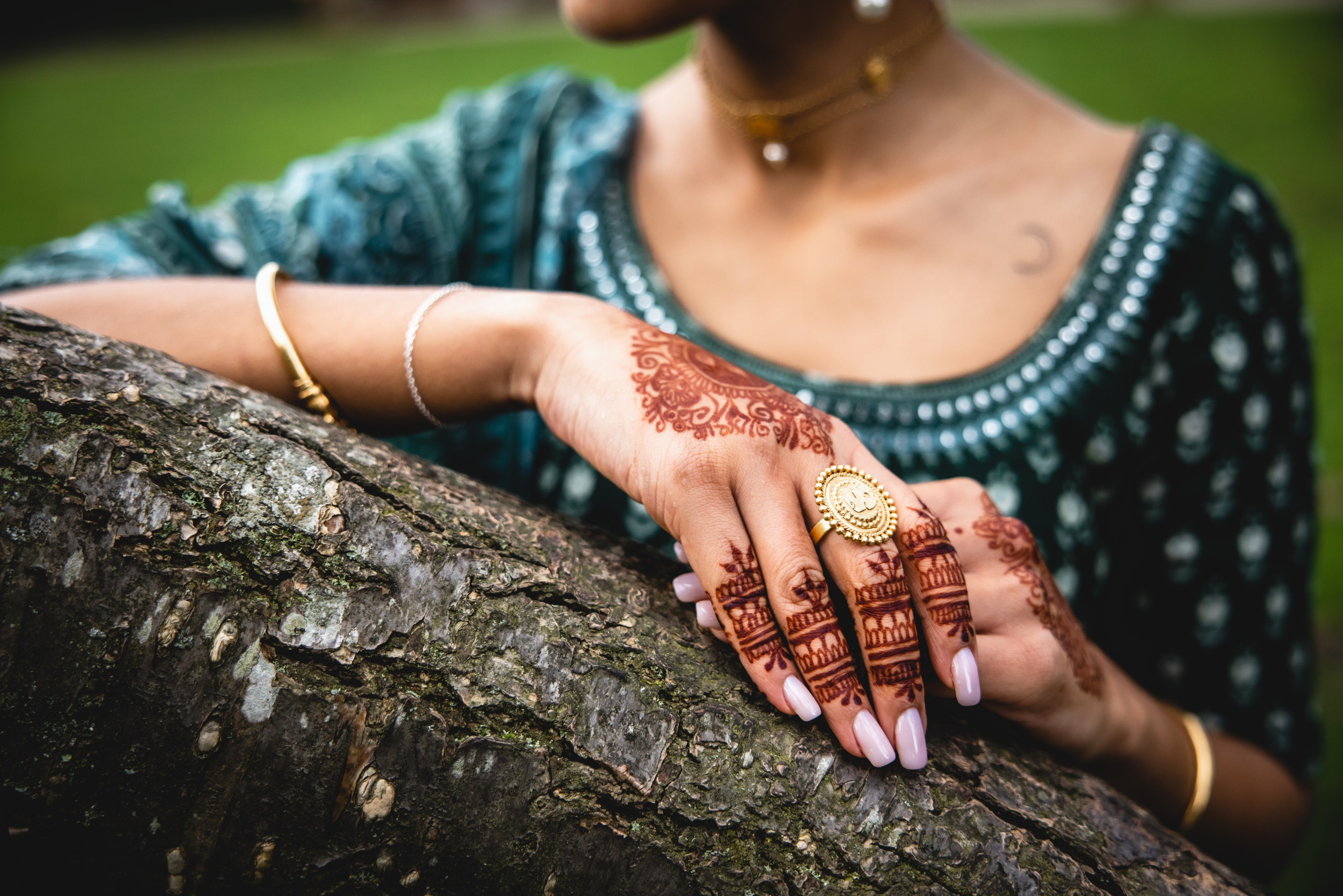 Indian style. Professional wedding photographer in Copenhagen, Denmark — Julia Byron