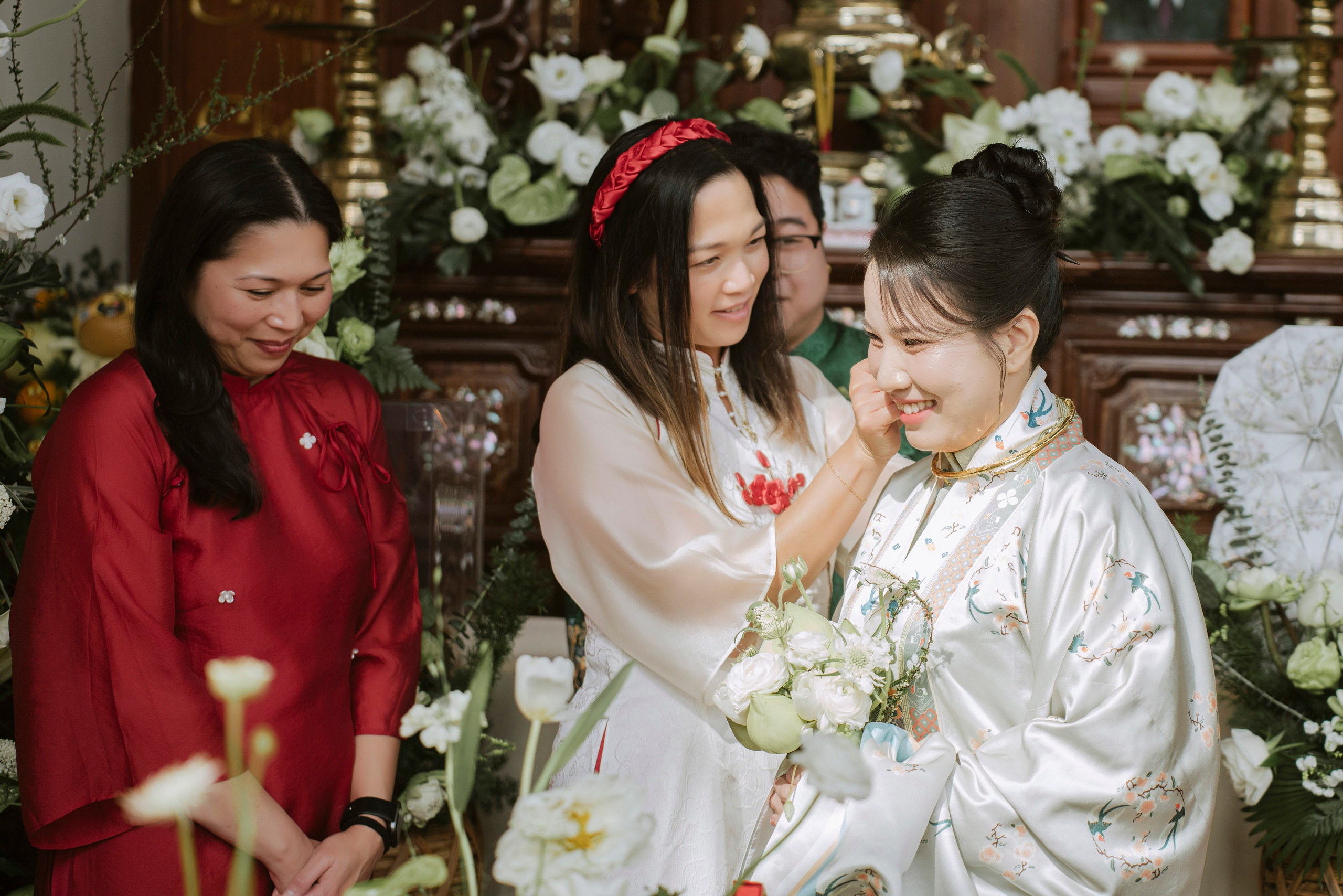 AMI & KEN. WEDDING PHOTOGRAPHER IN VIETNAM