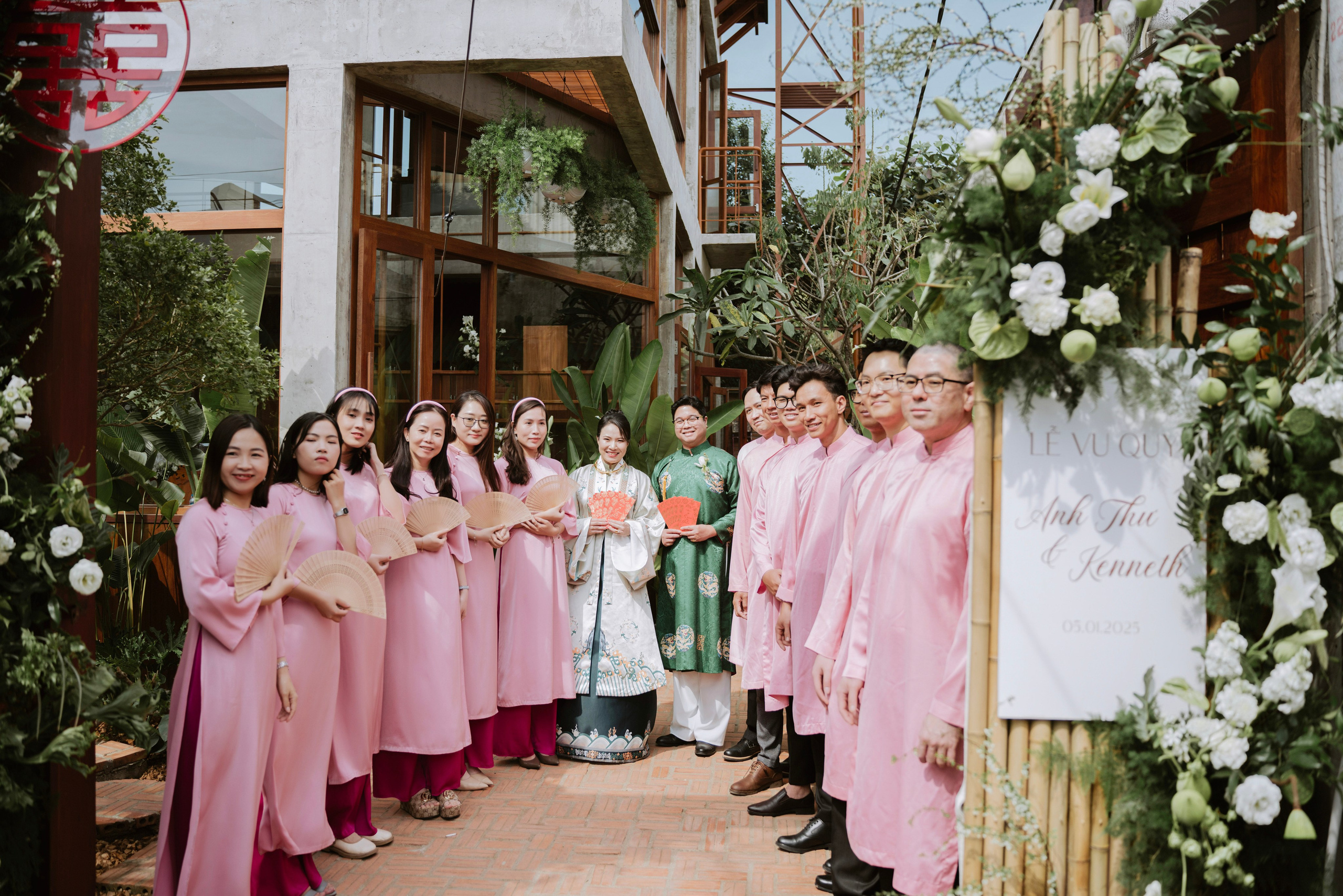 AMI & KEN. WEDDING PHOTOGRAPHER IN VIETNAM