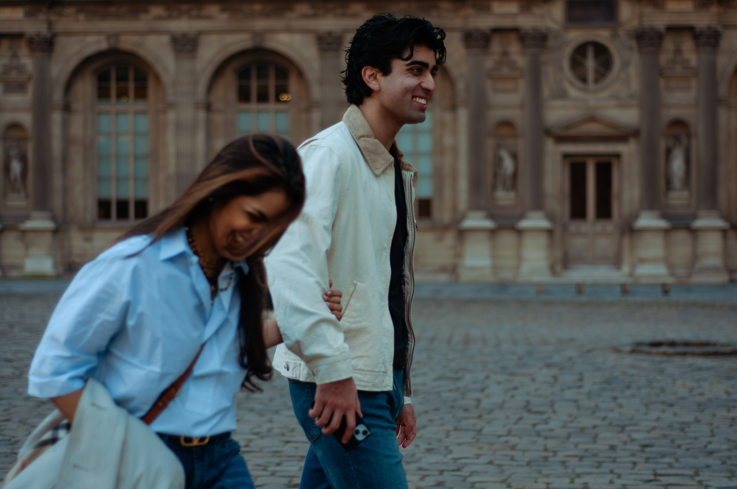 Фотосессия у Лувра. Фотограф в Париже Полина Осипова