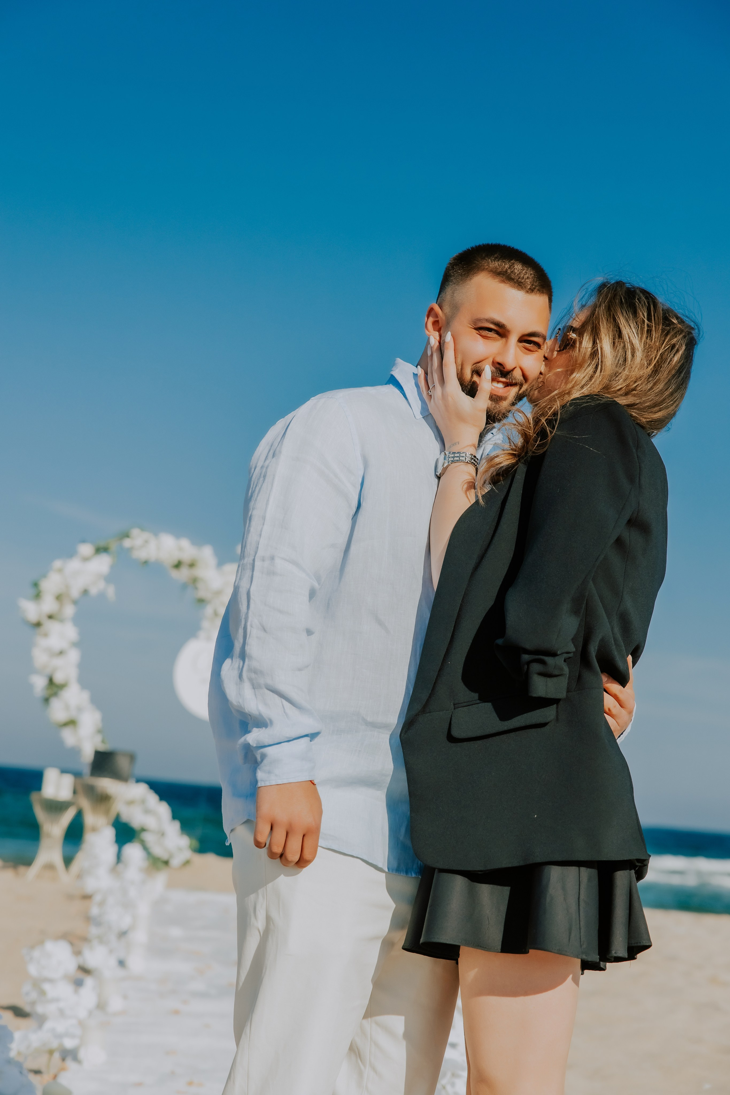 Годеж на плажа. Фотограф Ирина Йотова