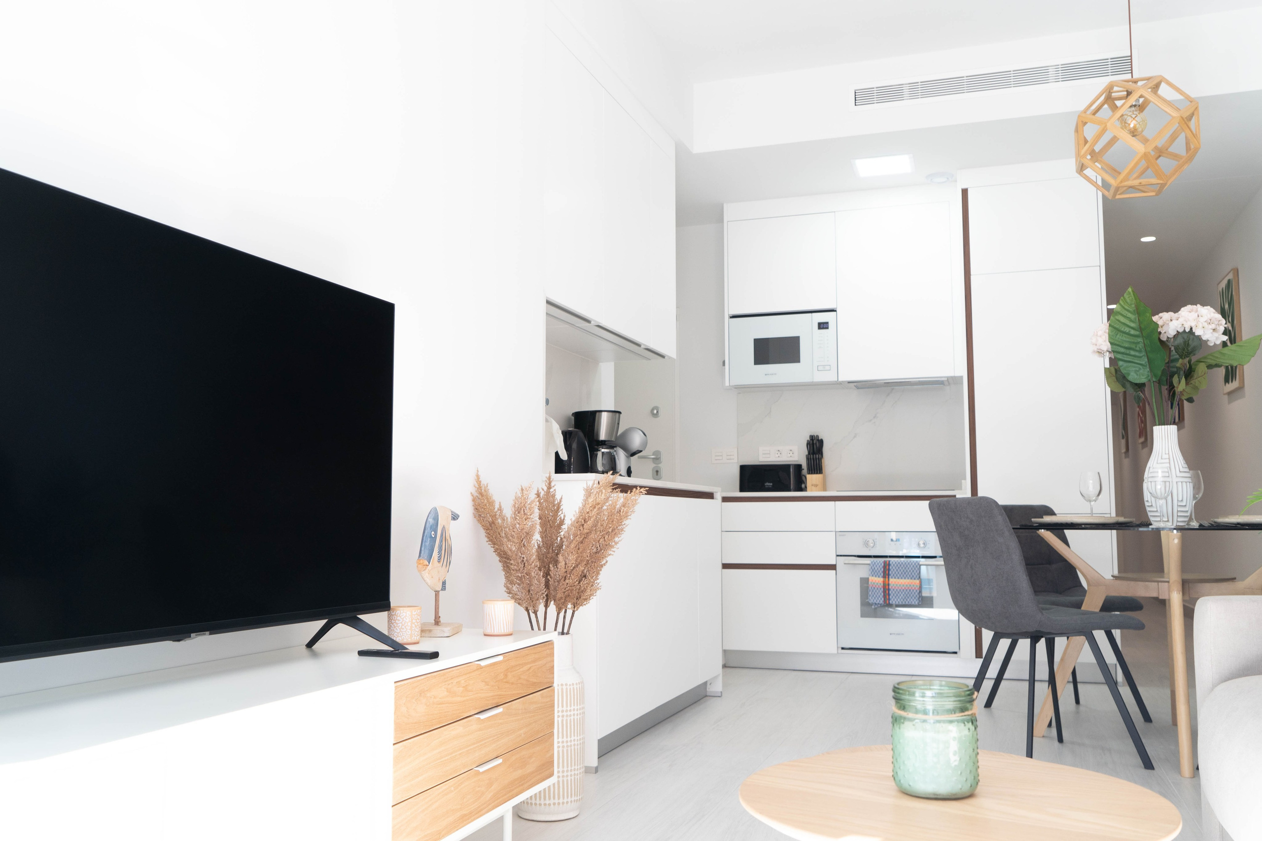 I&M GROUP royal 29. Baby Beast