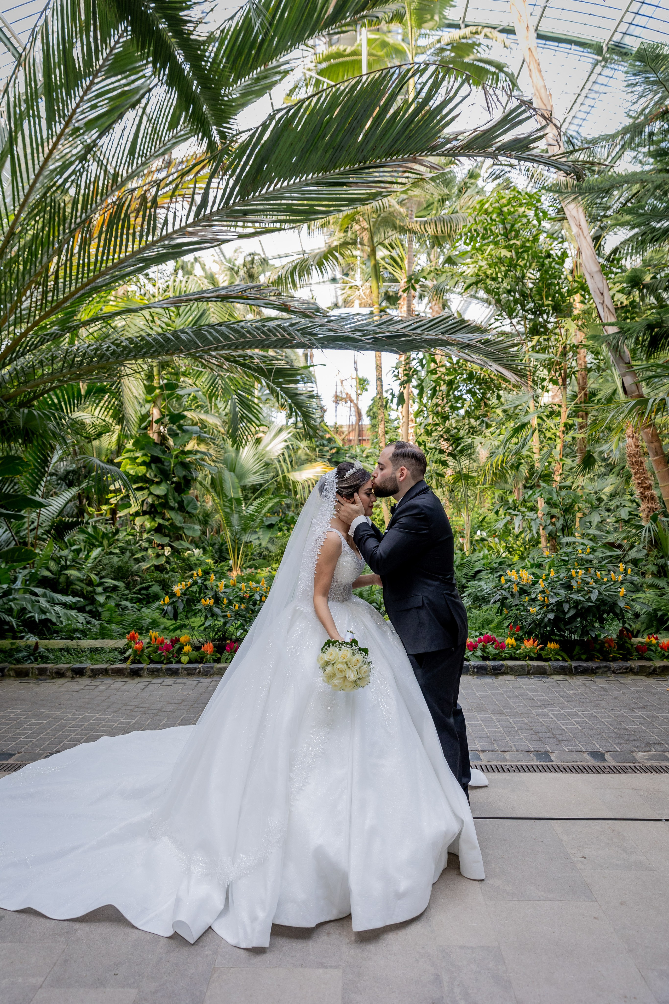 Ahmed und Emine. Wedding Stories — Professional Wedding Photography & Videography in Germany, Italy, Spain & all across Europe