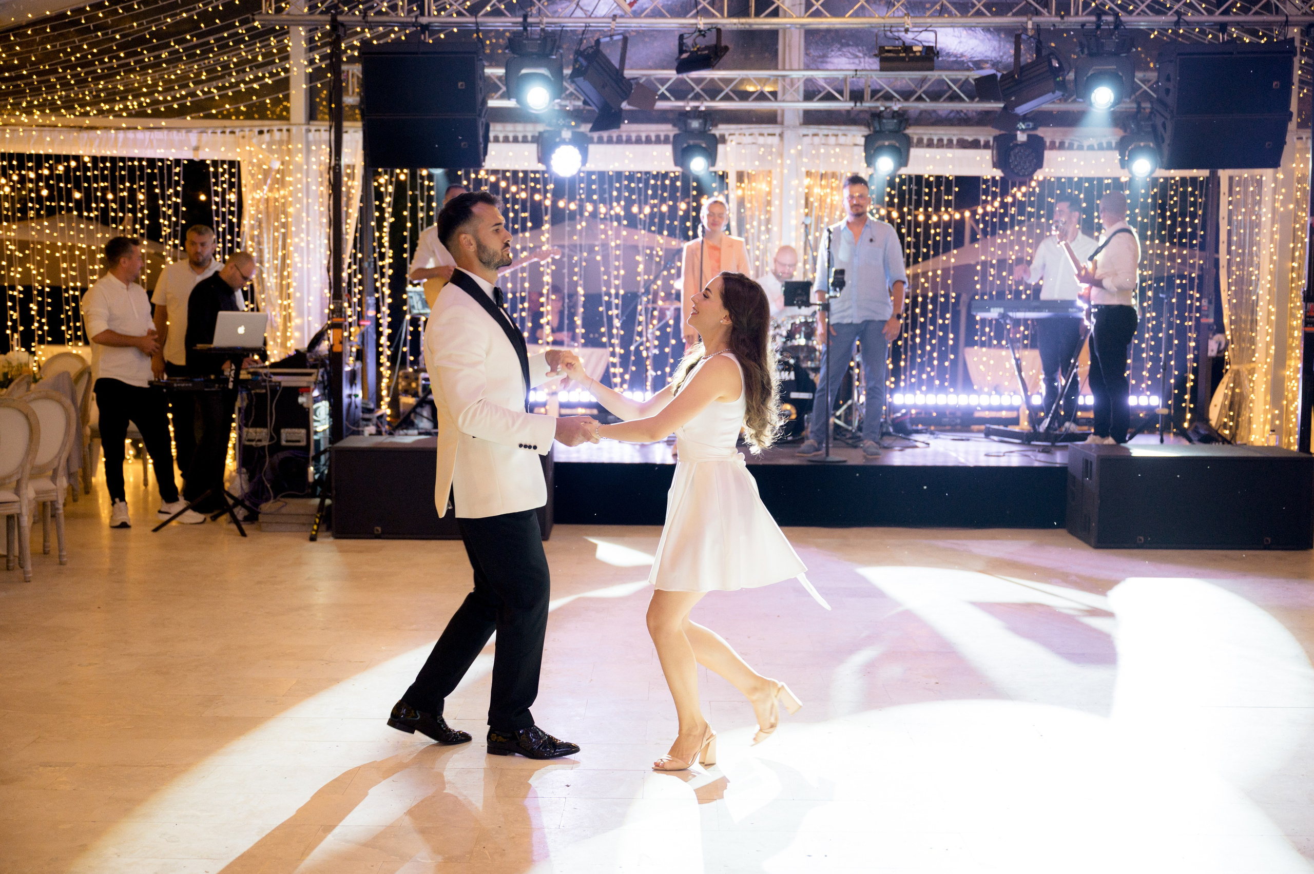 Patricia & Mihai – nuntă la Cesari | Fotograf nuntă București