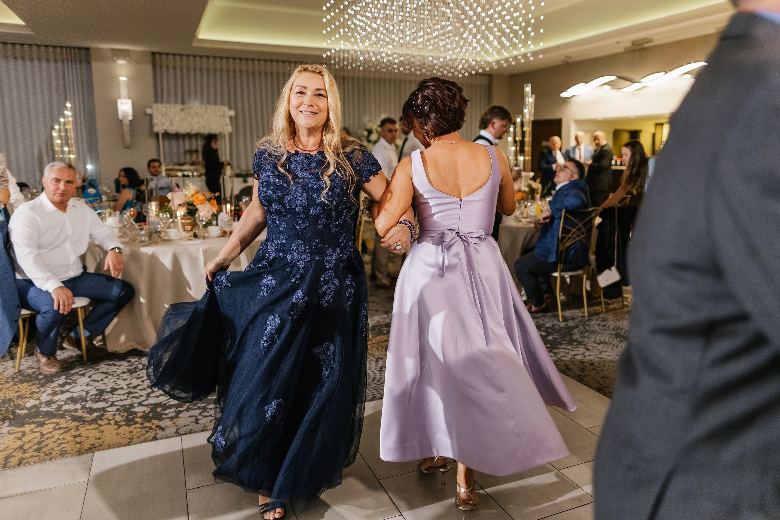 09.06.2025 Wedding. Wedding family event photographer in Chicago Nick Yushevich