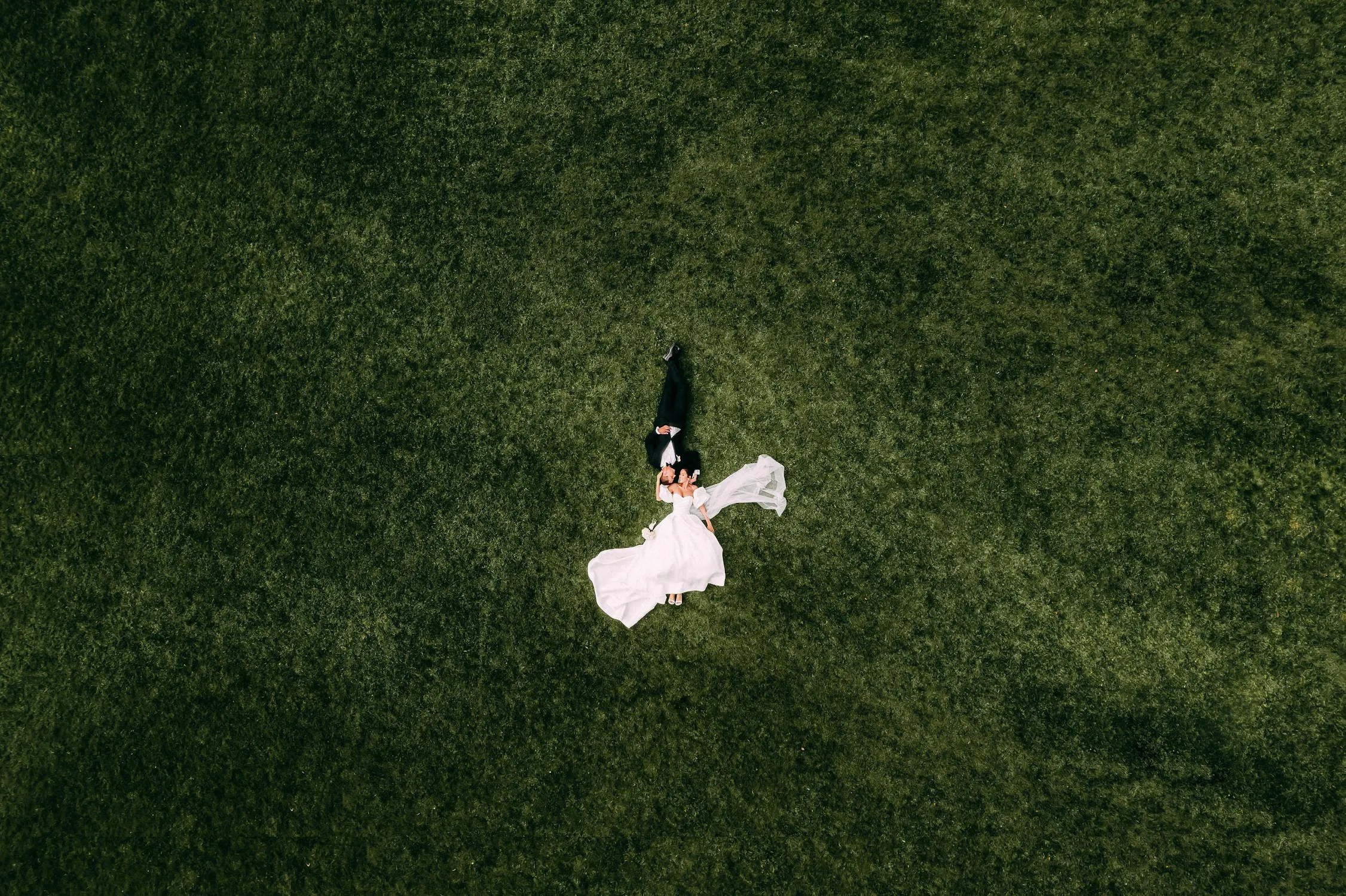 Candid moments. Wedding photographer Como Lake, Italy