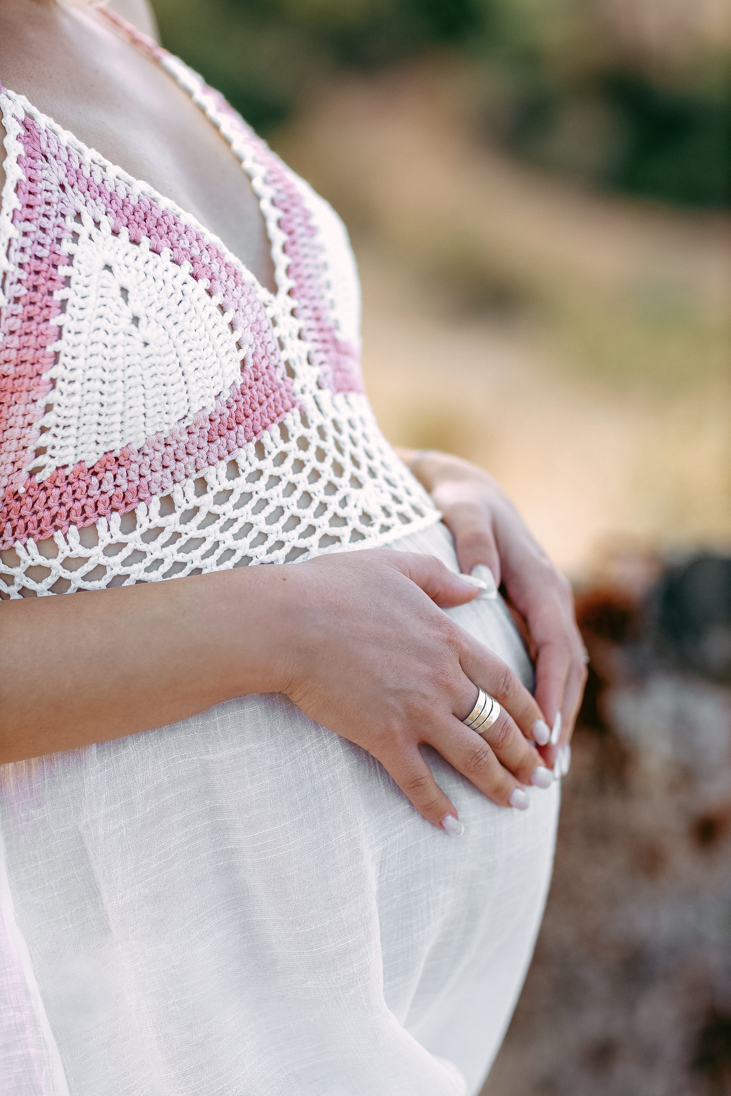 Gentle Alina waiting for a miracle. Pregnancy & nature. Mila Artphotо-Профессиональный портретный фотограф, Израиль