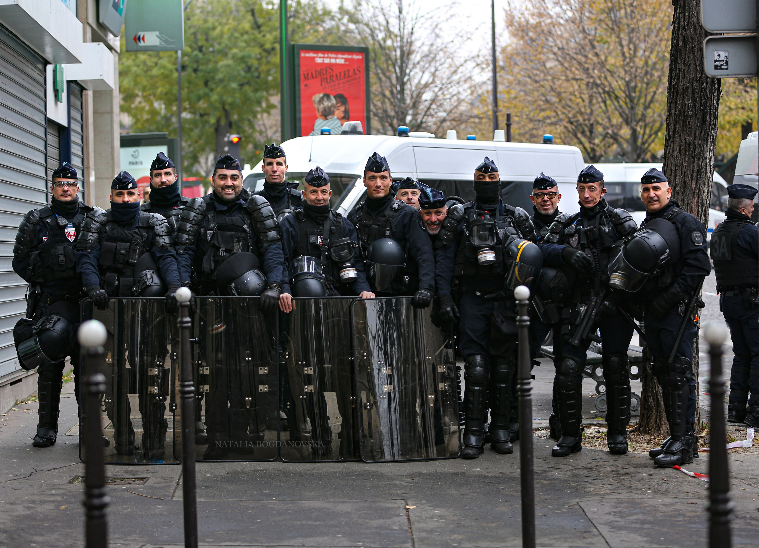 CRS novembre. Natalia Bogdanovska. Films et photographie corporate en France