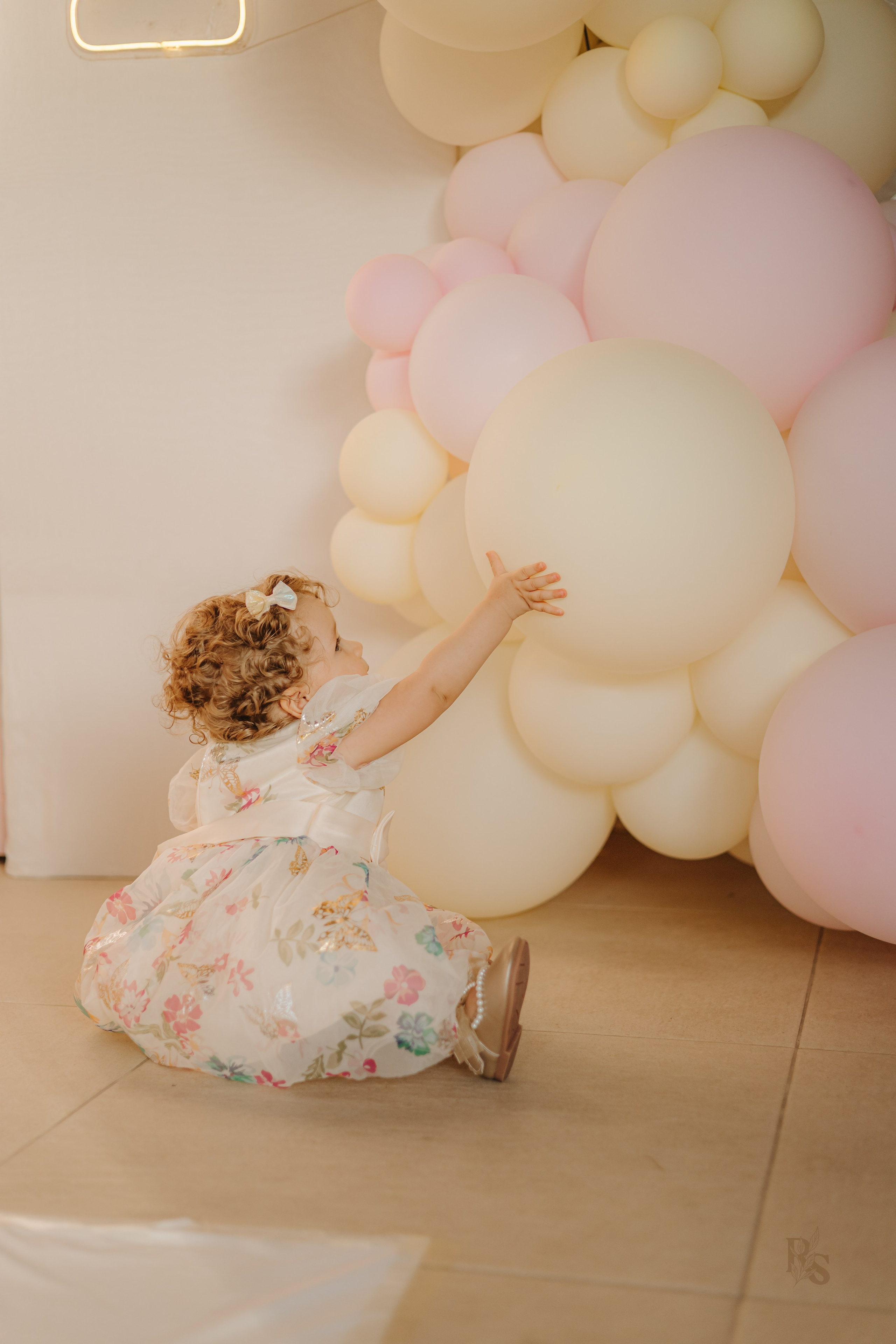 Aurora — 1 ano. Fotógrafo Richard Silvestre — Casamentos na Bahia