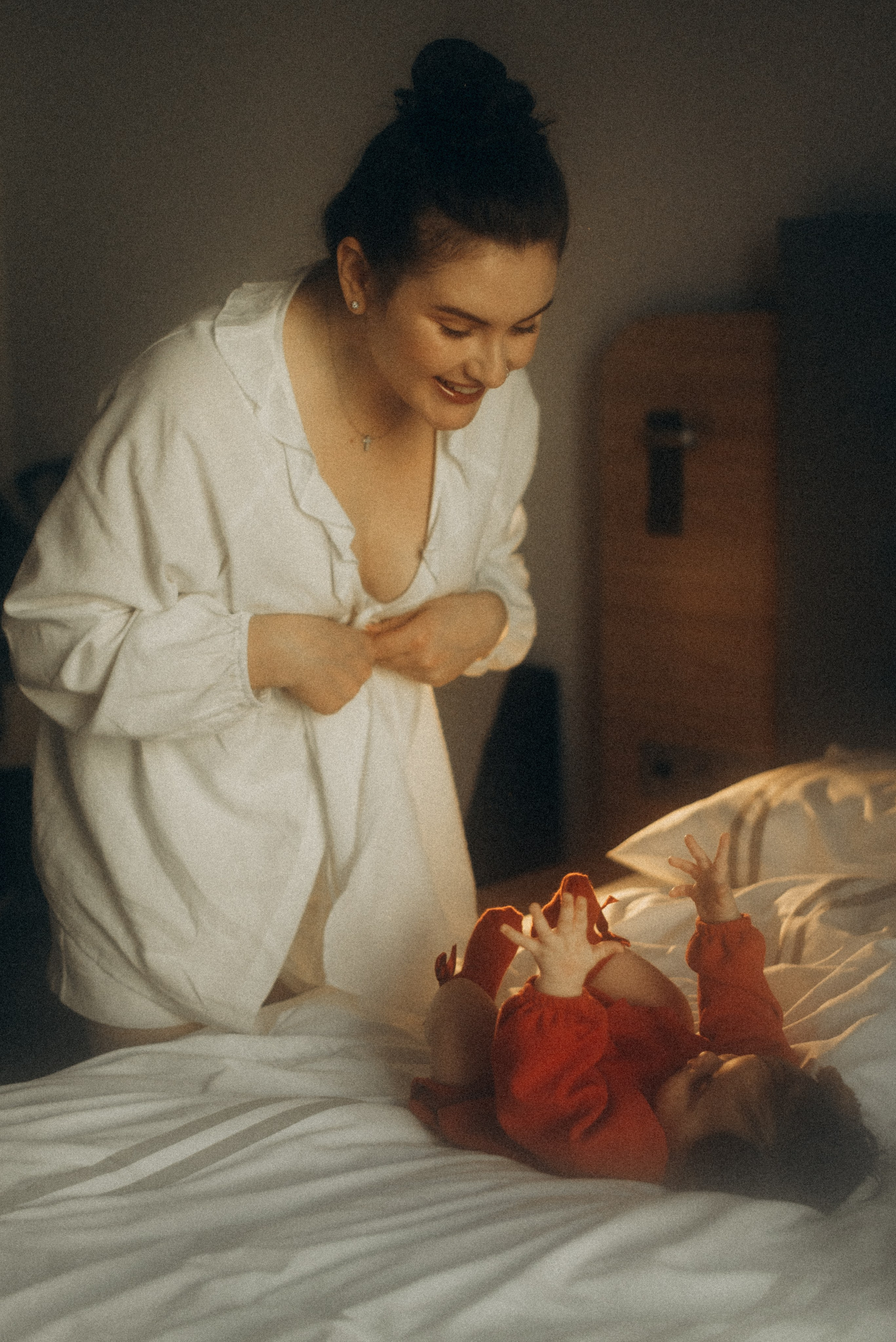 СЬЕМКА МАТЕРИНСТВА. Сімейний фотограф Лейпциг, Німеччина