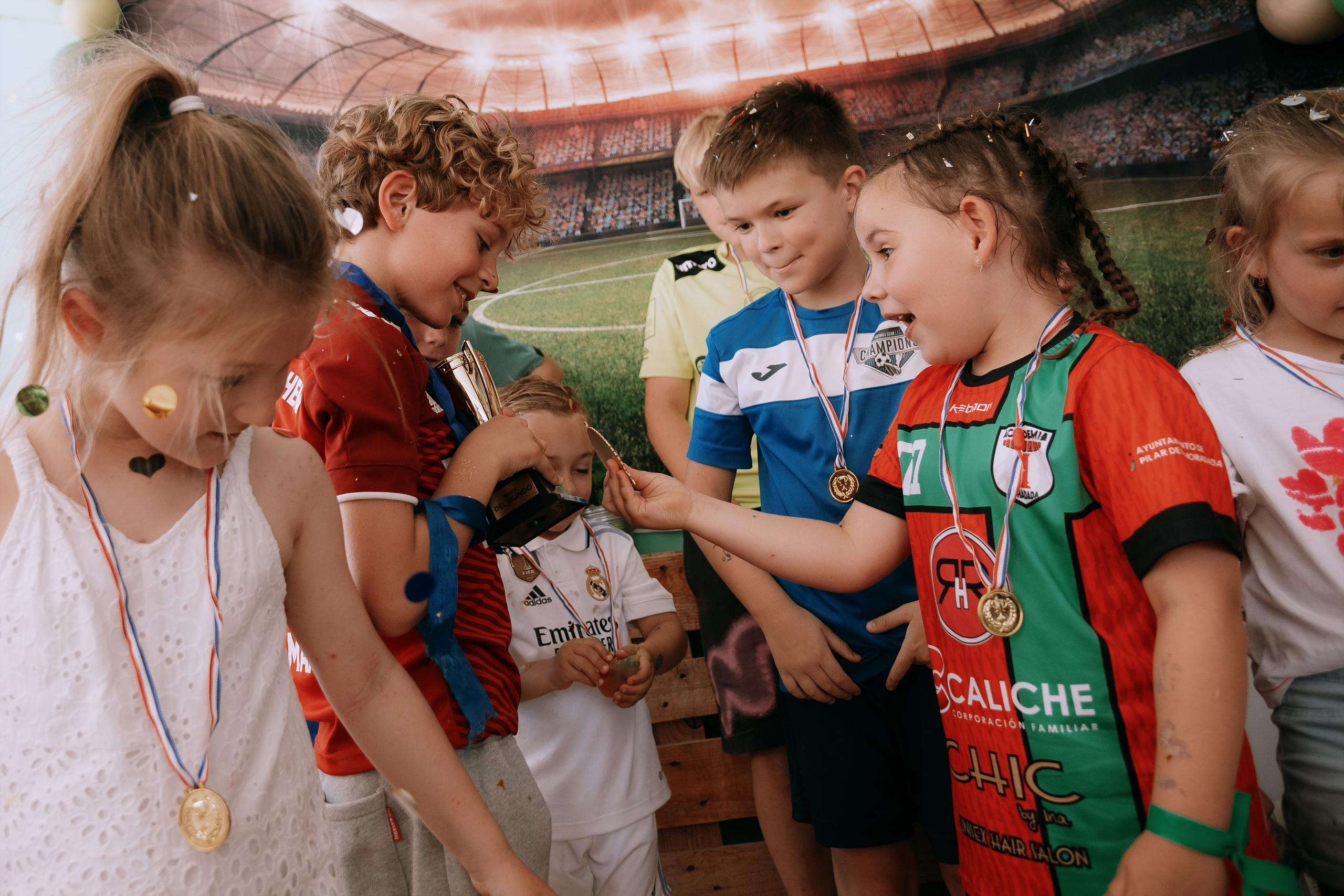 Фотограф на детский день рождения в Торревьехе — живые фото без позирования | Андрей Луковников