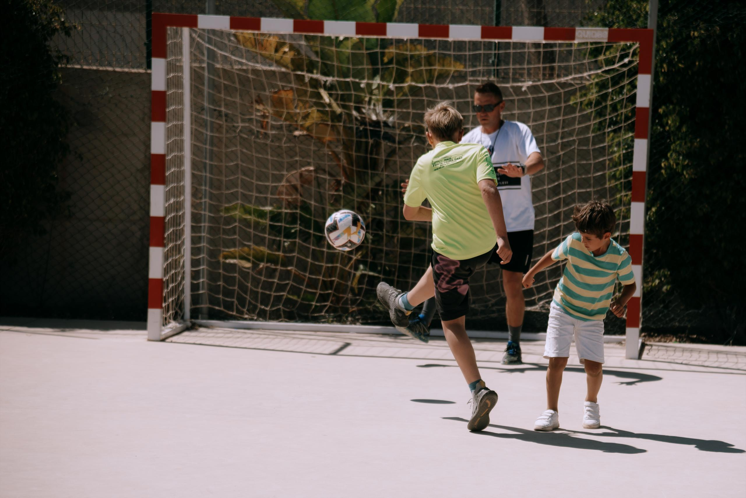 Фотограф на детский день рождения в Торревьехе — живые фото без позирования | Андрей Луковников