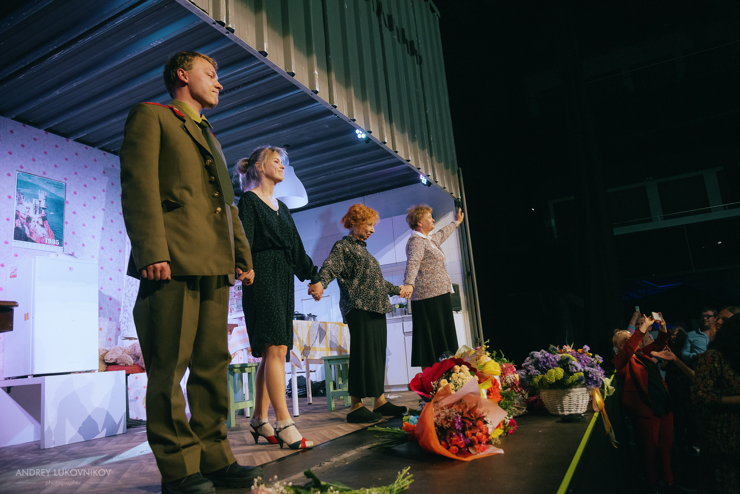 Фотосъёмка спектакля «Мой внук Вениамин» в Аликанте | Репортажный фотограф Андрей Луковников