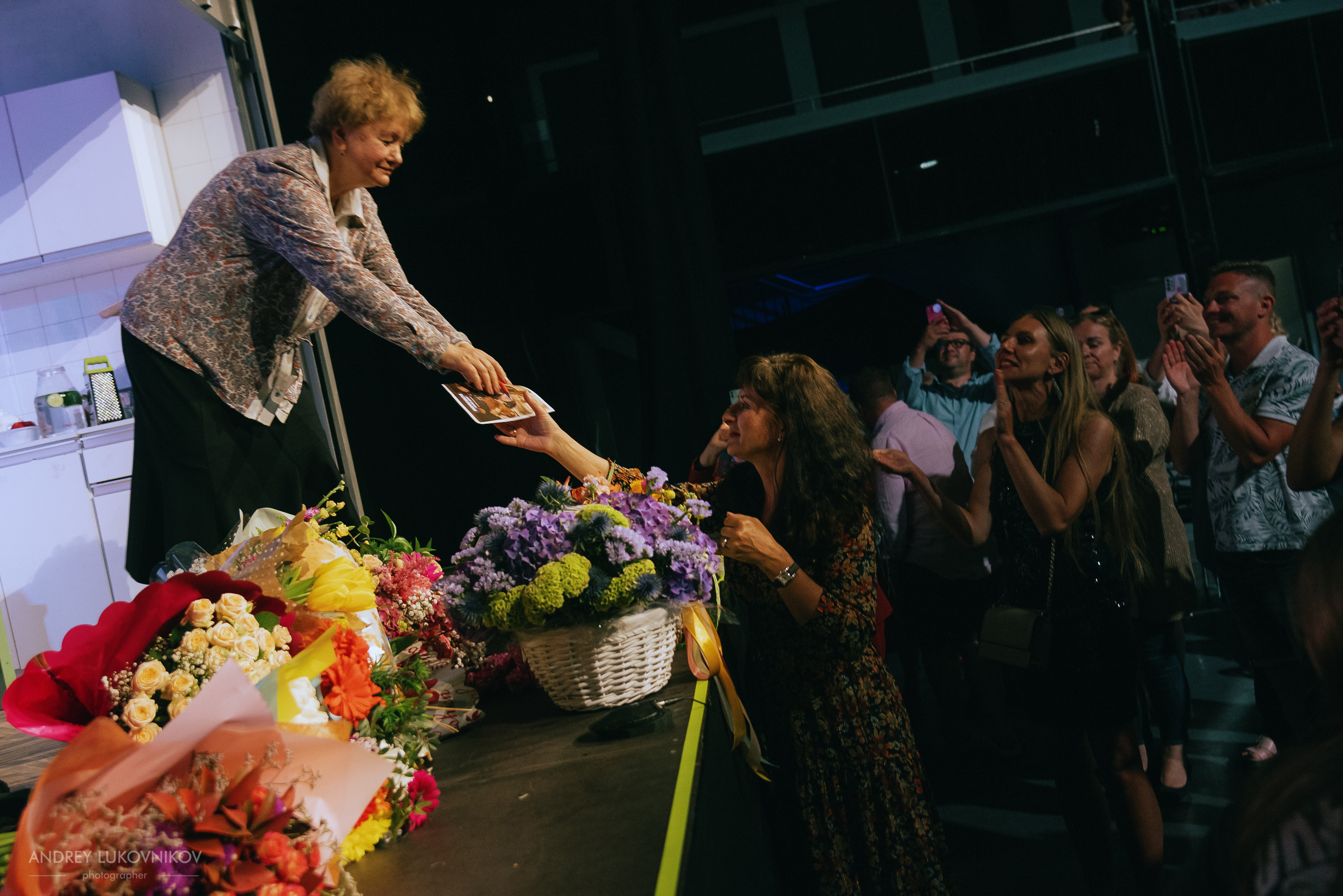 Фотосъёмка спектакля «Мой внук Вениамин» в Аликанте | Репортажный фотограф Андрей Луковников