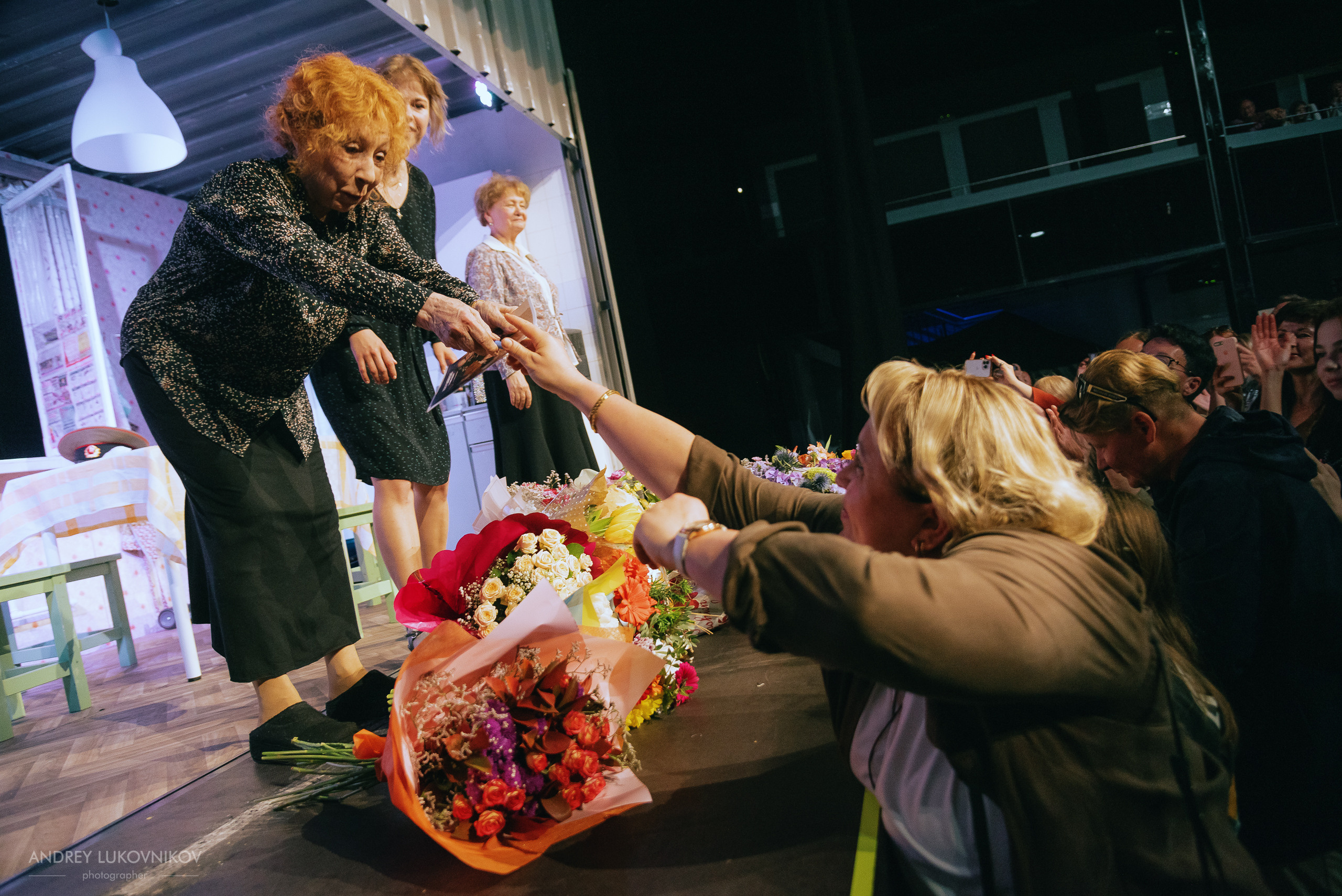 Фотосъёмка спектакля «Мой внук Вениамин» в Аликанте | Репортажный фотограф Андрей Луковников