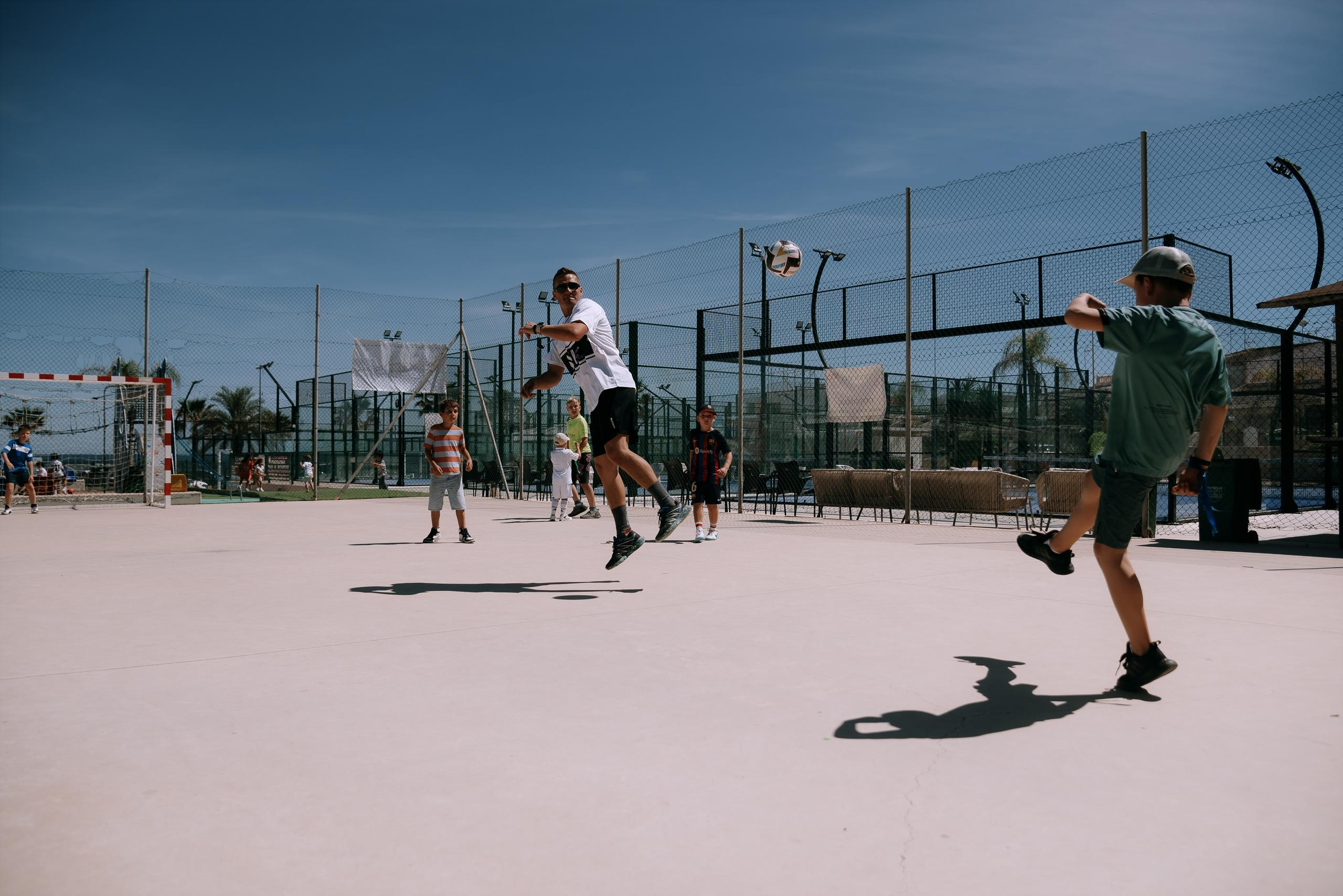 Фотограф на детский день рождения в Торревьехе — живые фото без позирования | Андрей Луковников