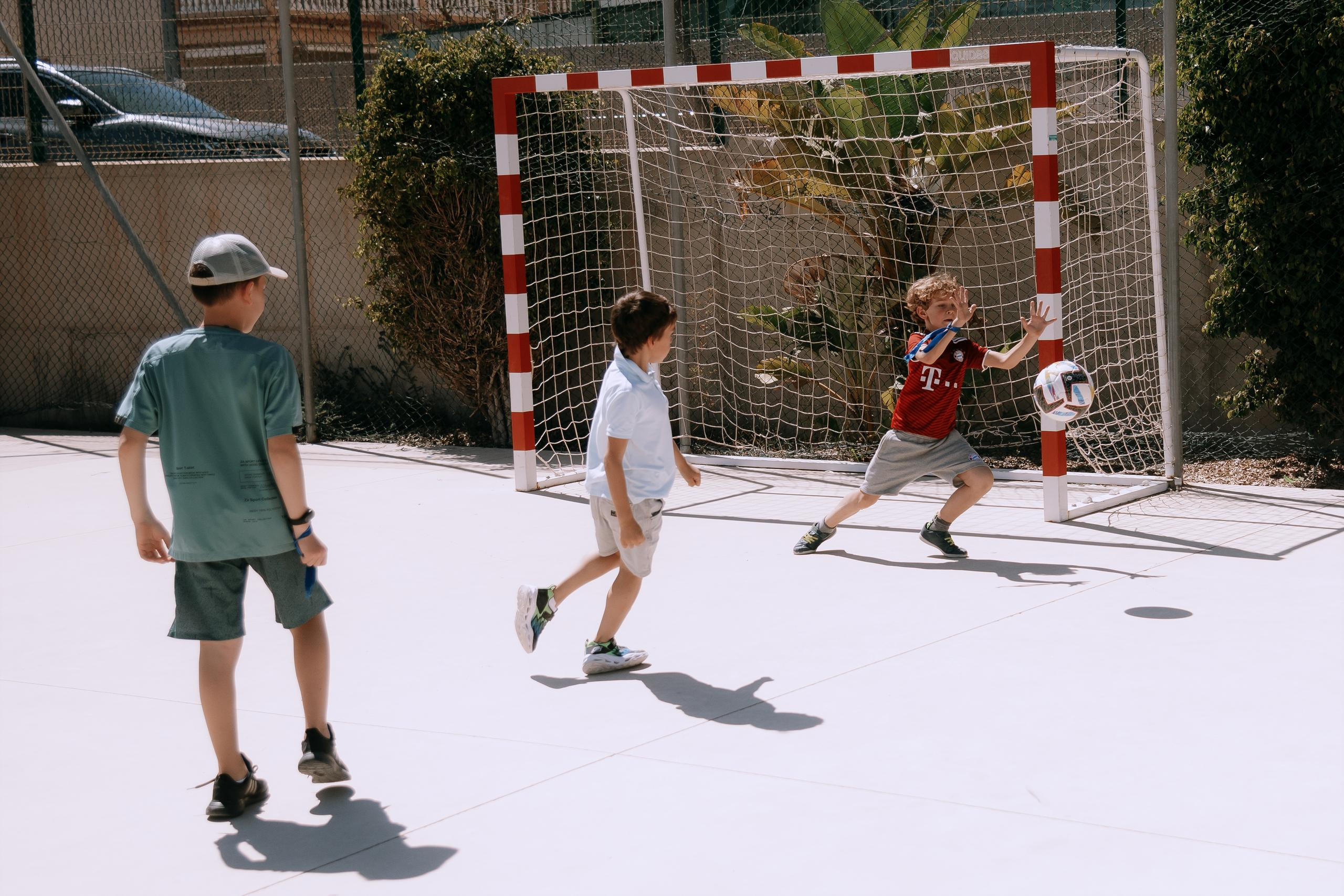Фотограф на детский день рождения в Торревьехе — живые фото без позирования | Андрей Луковников