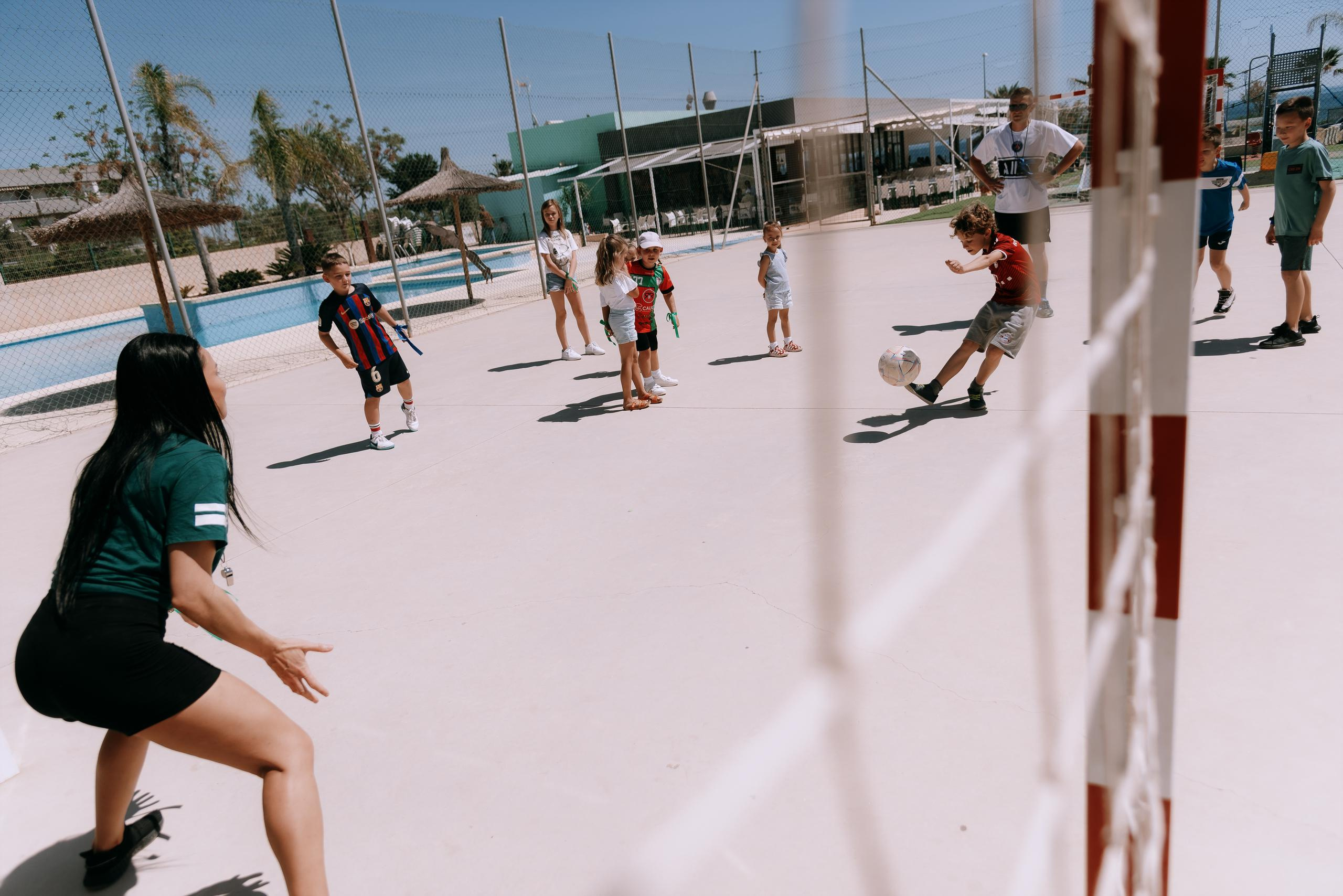 Фотограф на детский день рождения в Торревьехе — живые фото без позирования | Андрей Луковников