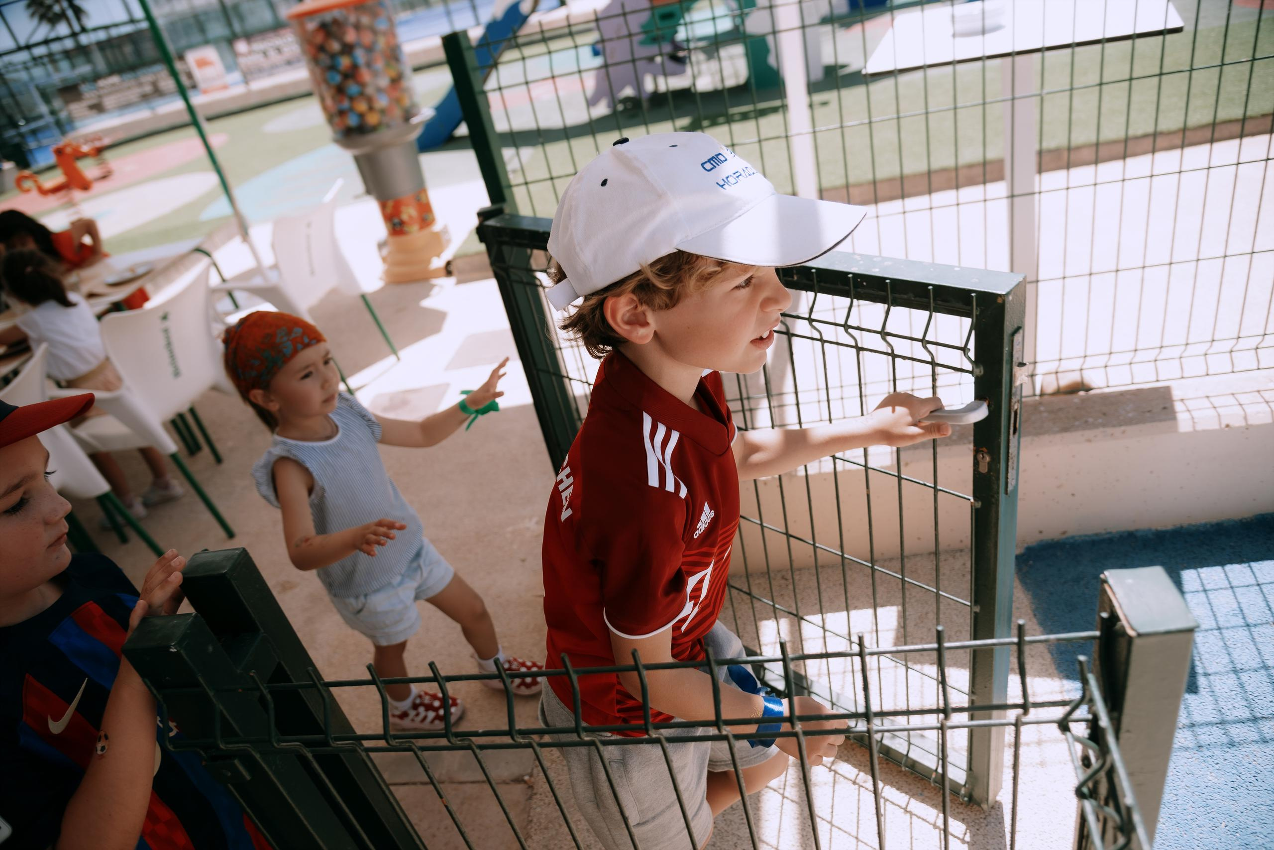 Фотограф на детский день рождения в Торревьехе — живые фото без позирования | Андрей Луковников