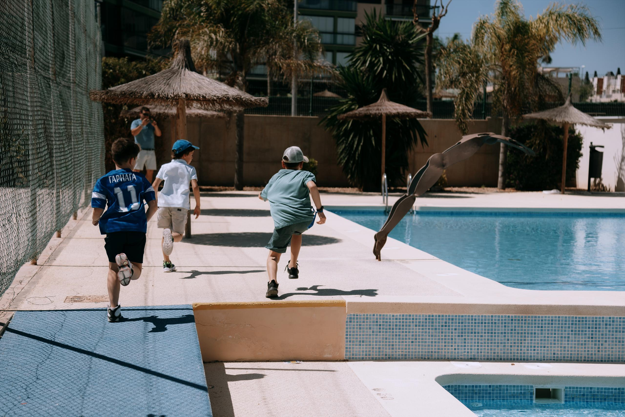 Фотограф на детский день рождения в Торревьехе — живые фото без позирования | Андрей Луковников