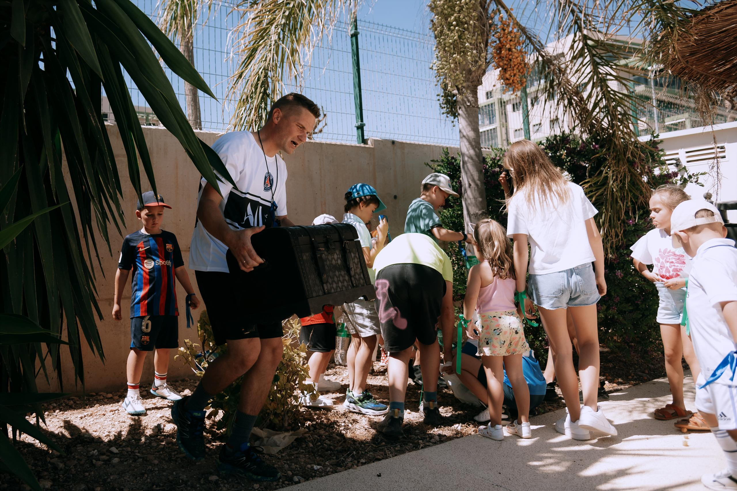 Фотограф на детский день рождения в Торревьехе — живые фото без позирования | Андрей Луковников