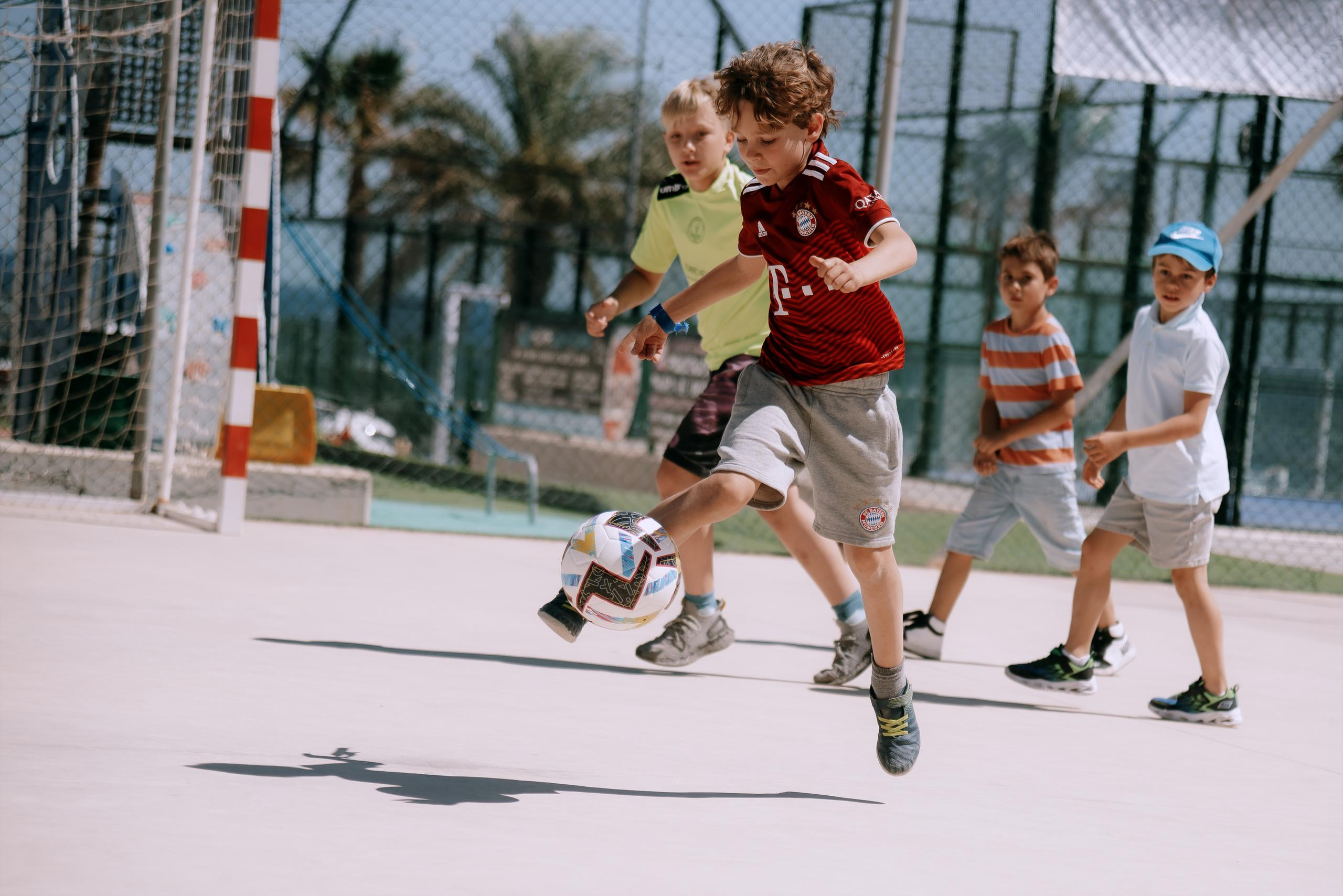 Фотограф на детский день рождения в Торревьехе — живые фото без позирования | Андрей Луковников