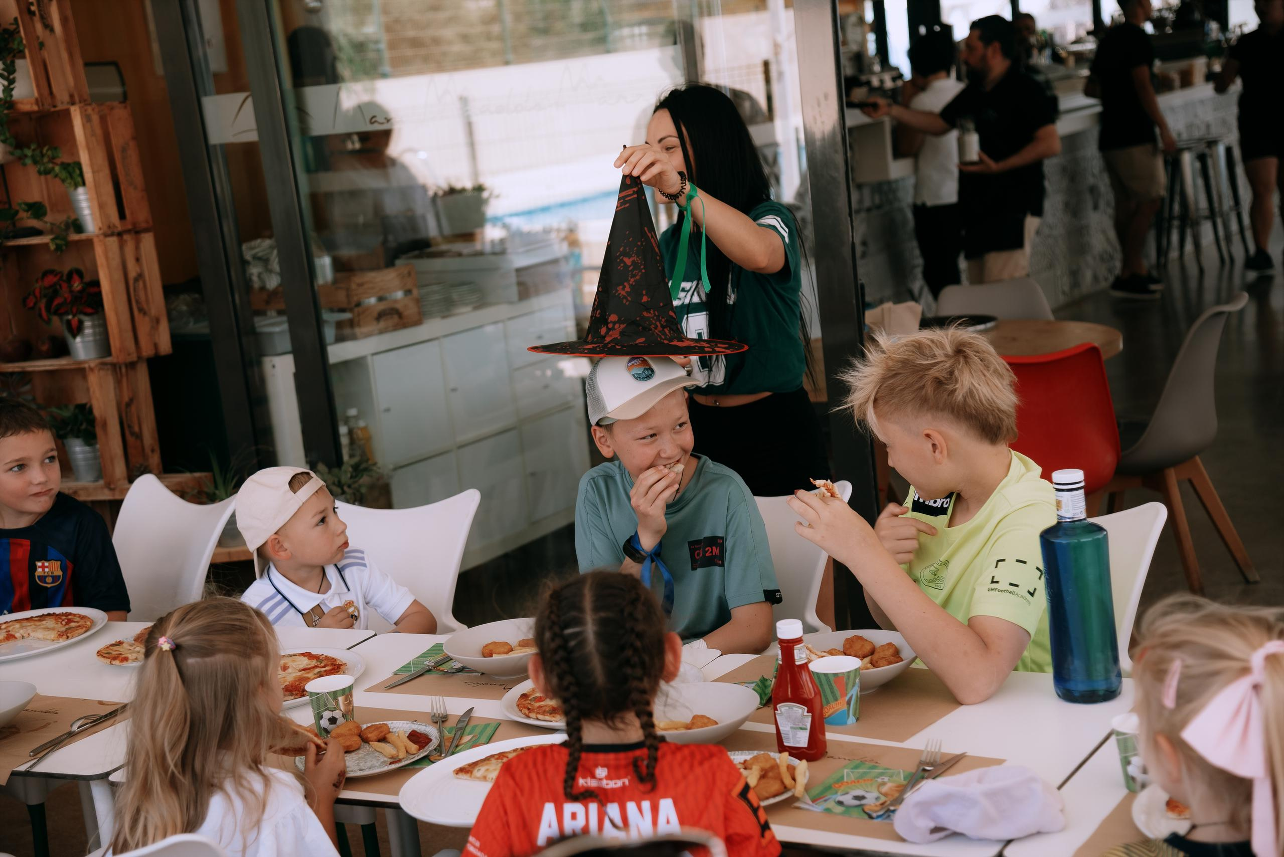 Фотограф на детский день рождения в Торревьехе — живые фото без позирования | Андрей Луковников