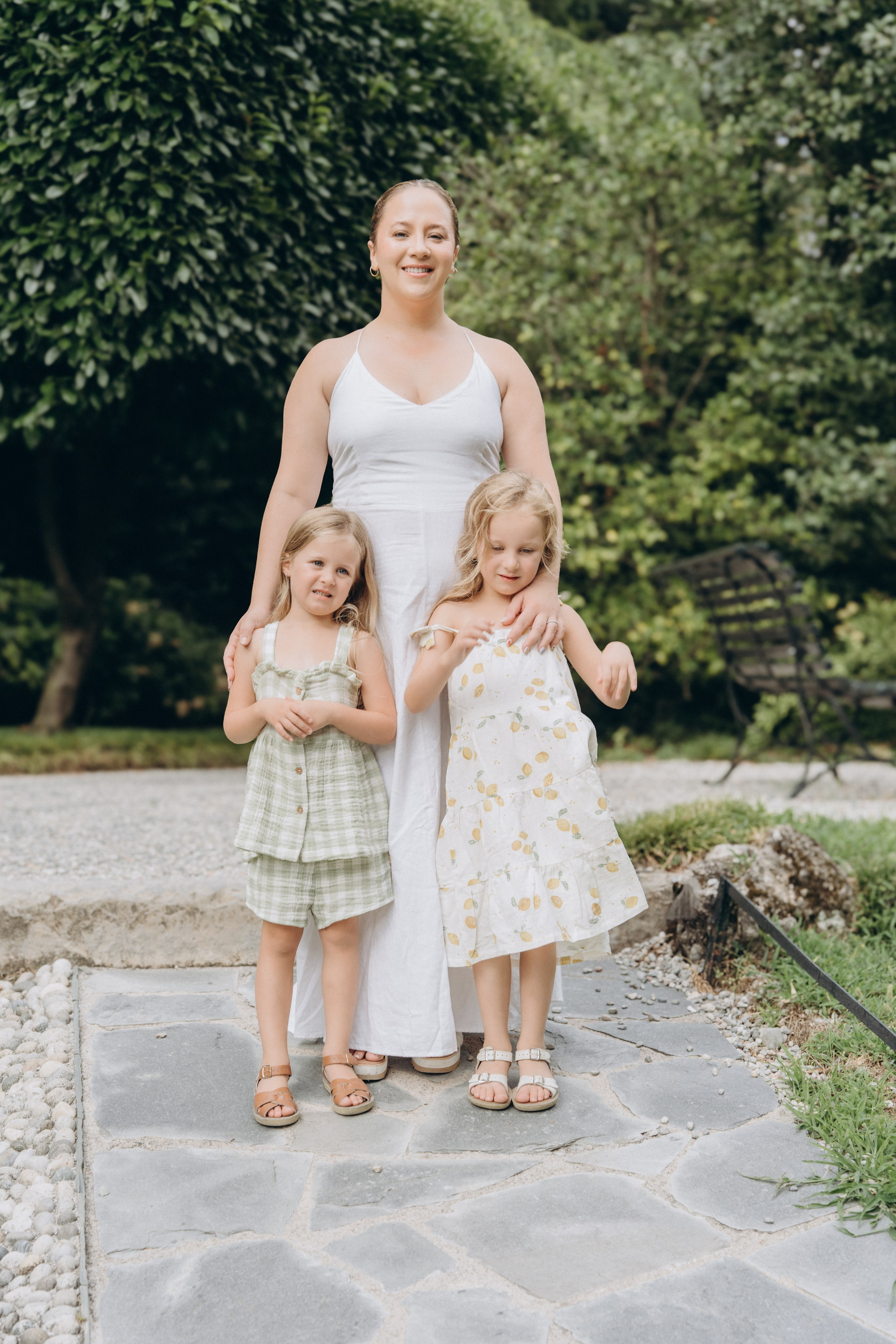 Family moments in Como Lake. PHOTOGRAPHER IN ITALY