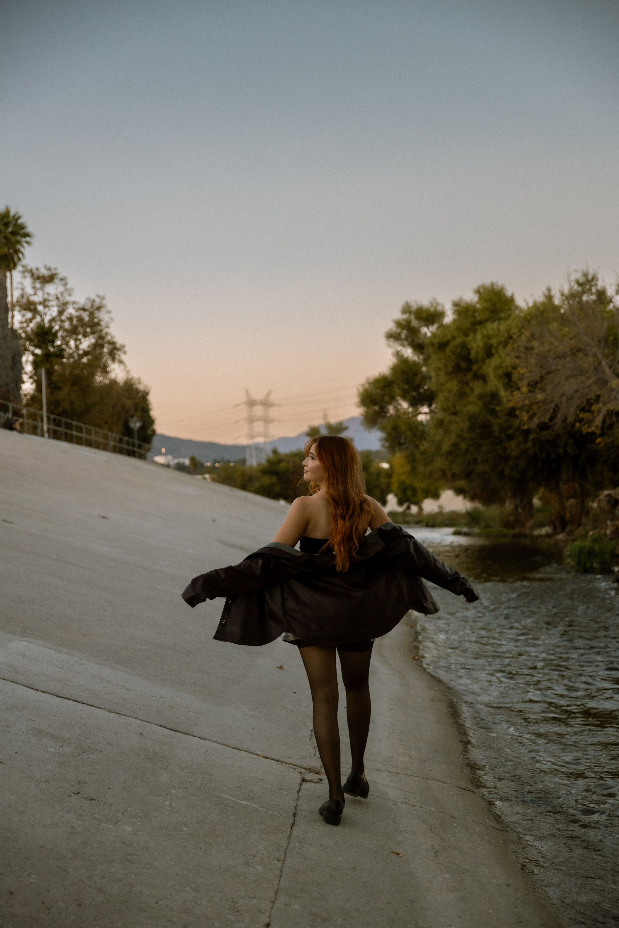 Emily | LA River. Photographer in Los Angeles. Julia Ishmuratova