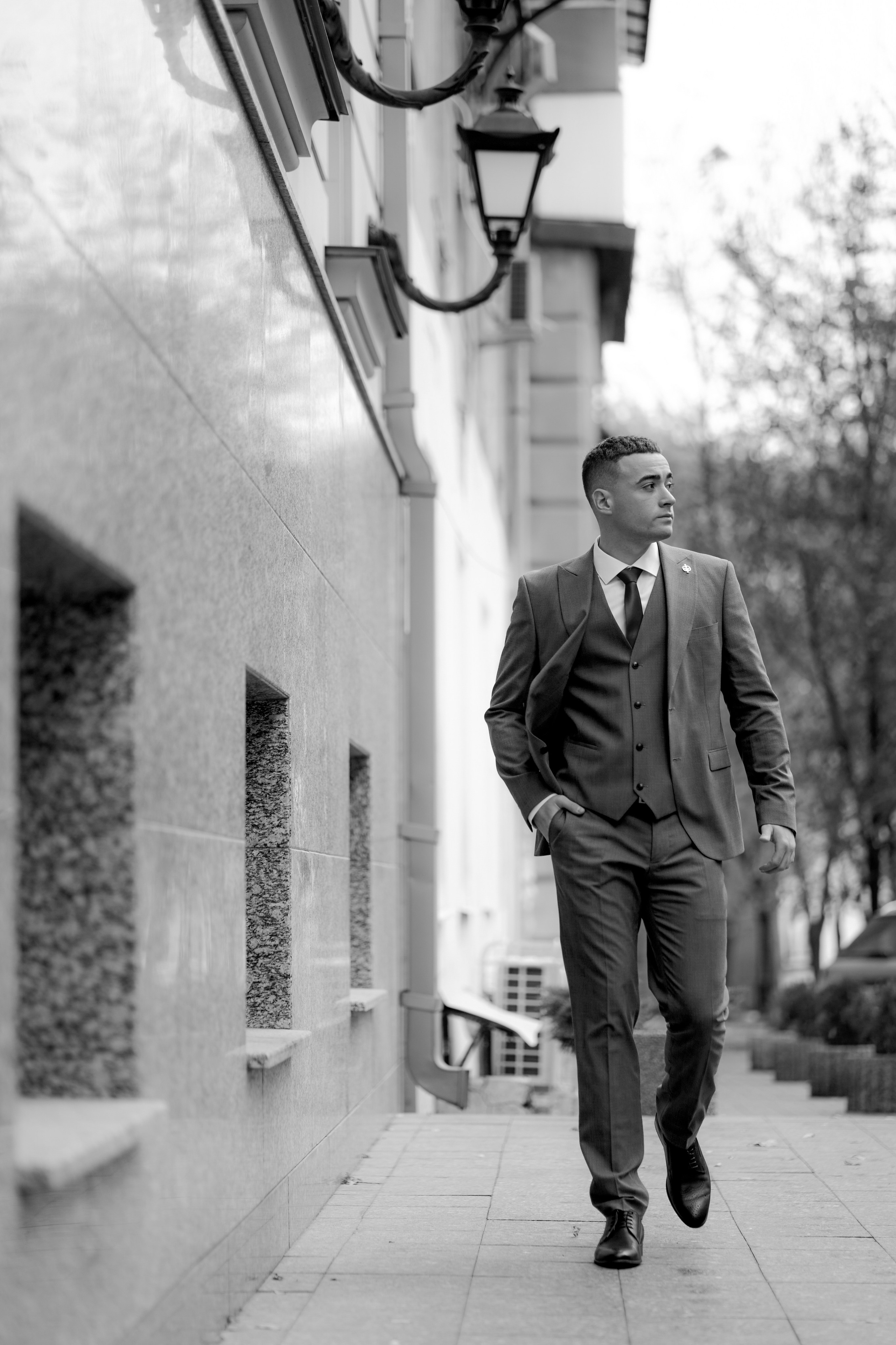 Der Bräutigam. Hochzeits- und Reportagefotograf für München, Regensburg, Deutschland RED LINE Media