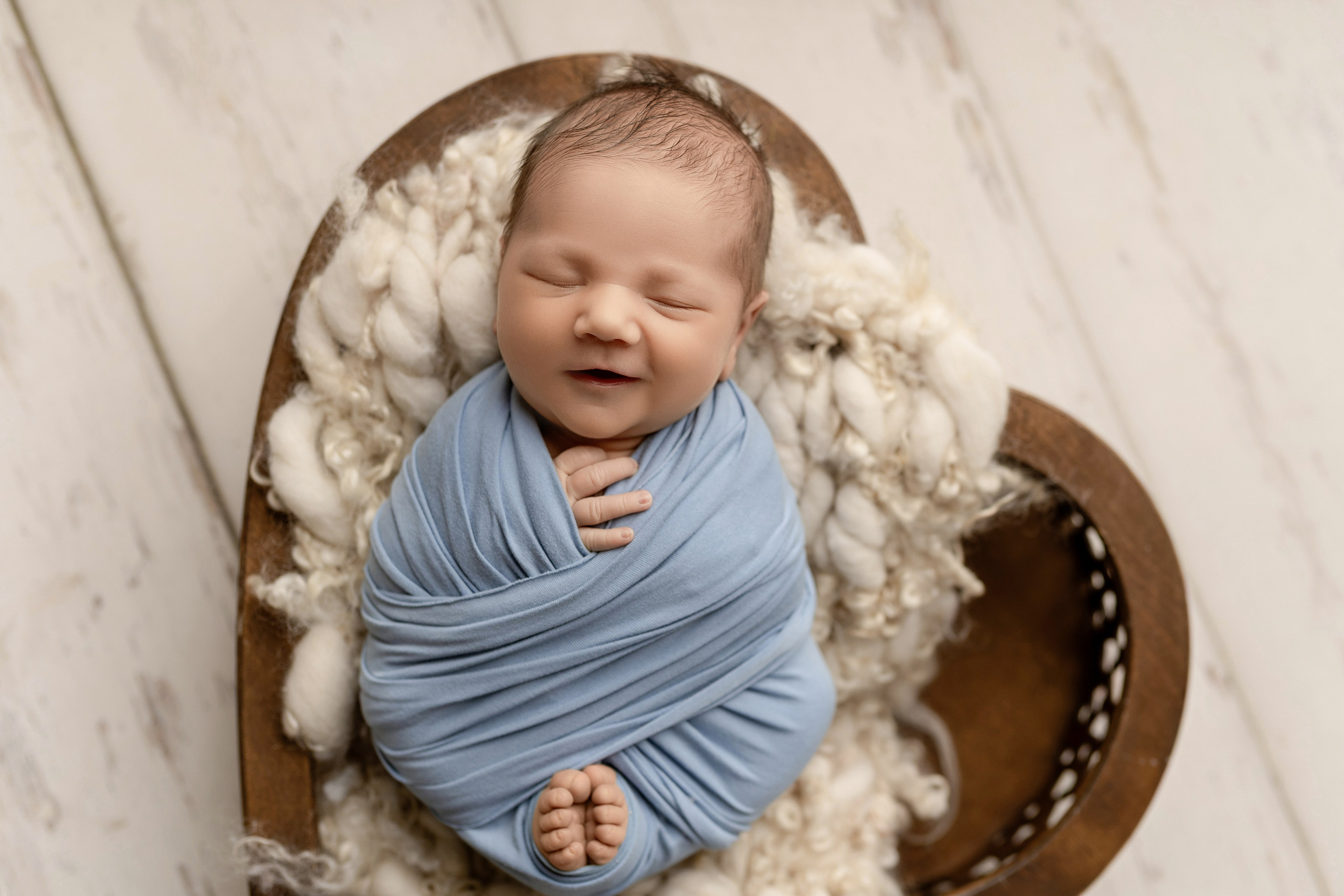 Esu Aleksandra naujagimių ir kudikių fotografė iš Vilniaus