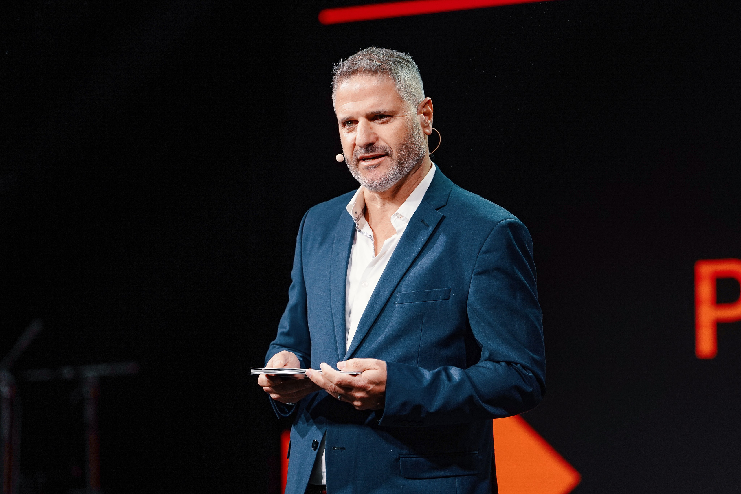 Business. Dmitry Gorodetsky Event Photographer