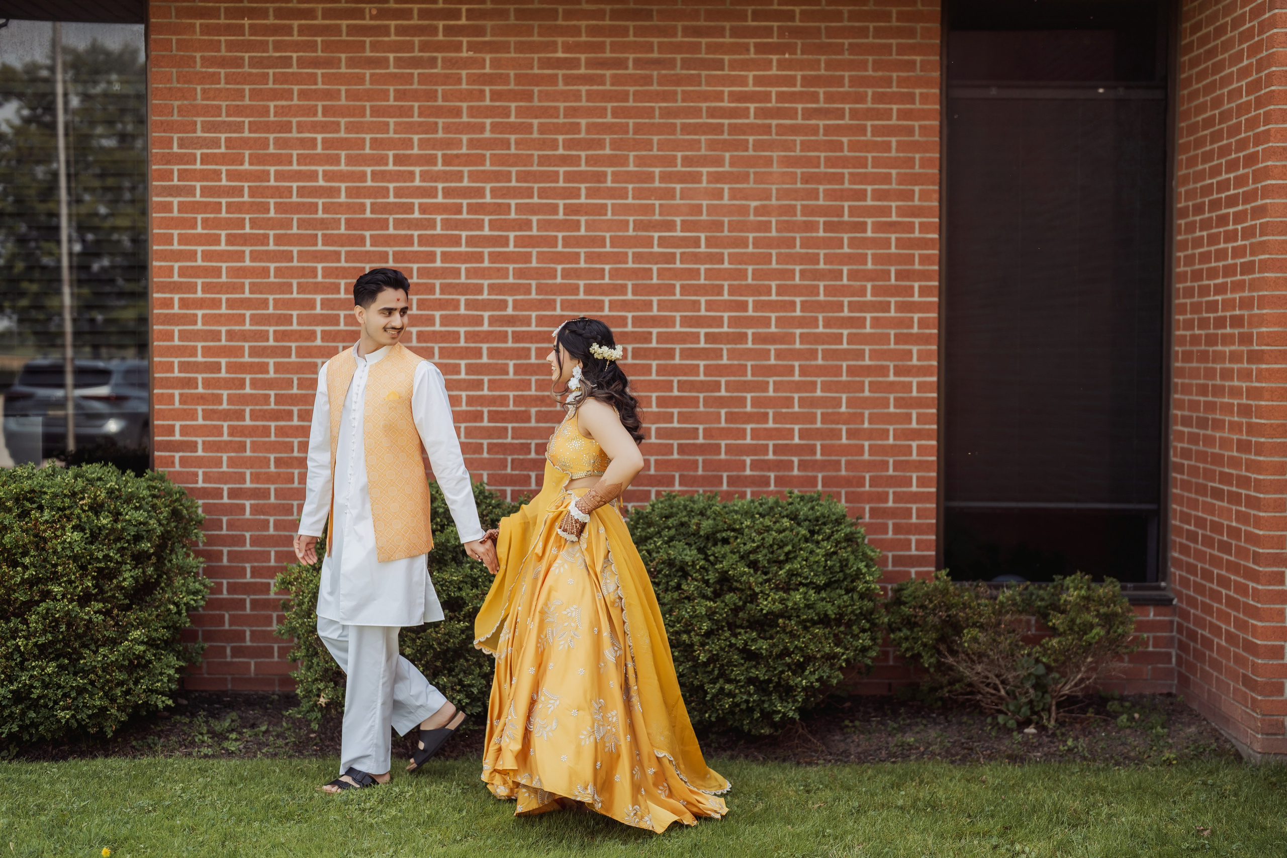 Prem & Nishtha. Wedding Photographer & Cinematographer studios