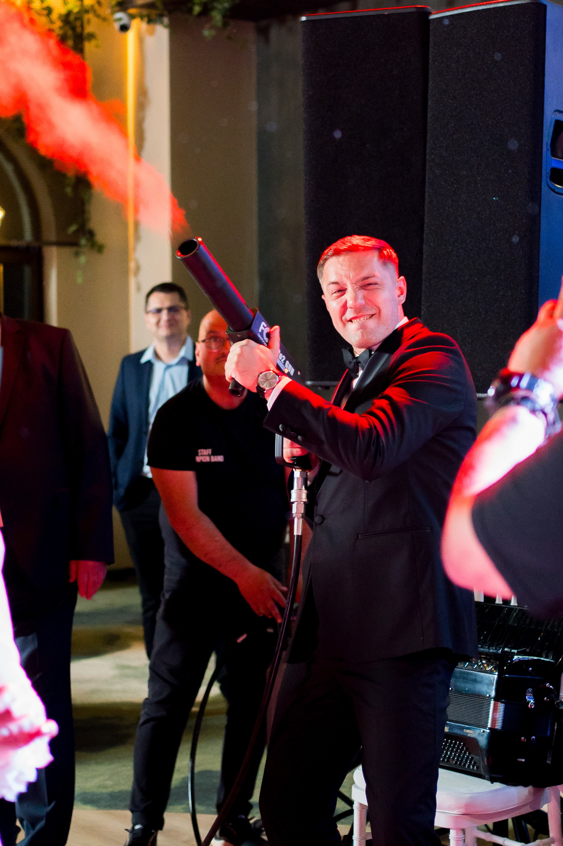 PARTY. Gabriel Florea — Fotograf nuntă București