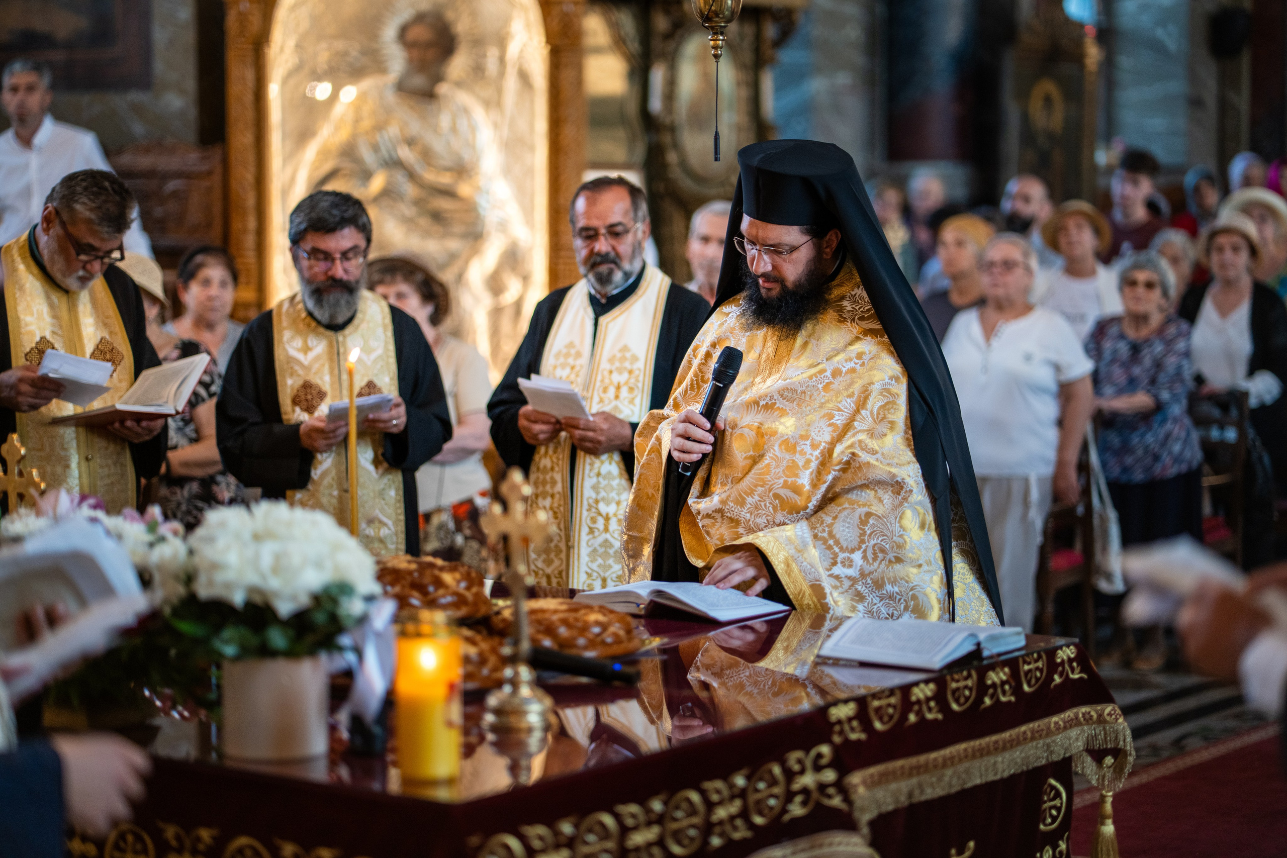 Hram Biserica Sfânta Vineri din Ploiești. Mihai Alexandra Events