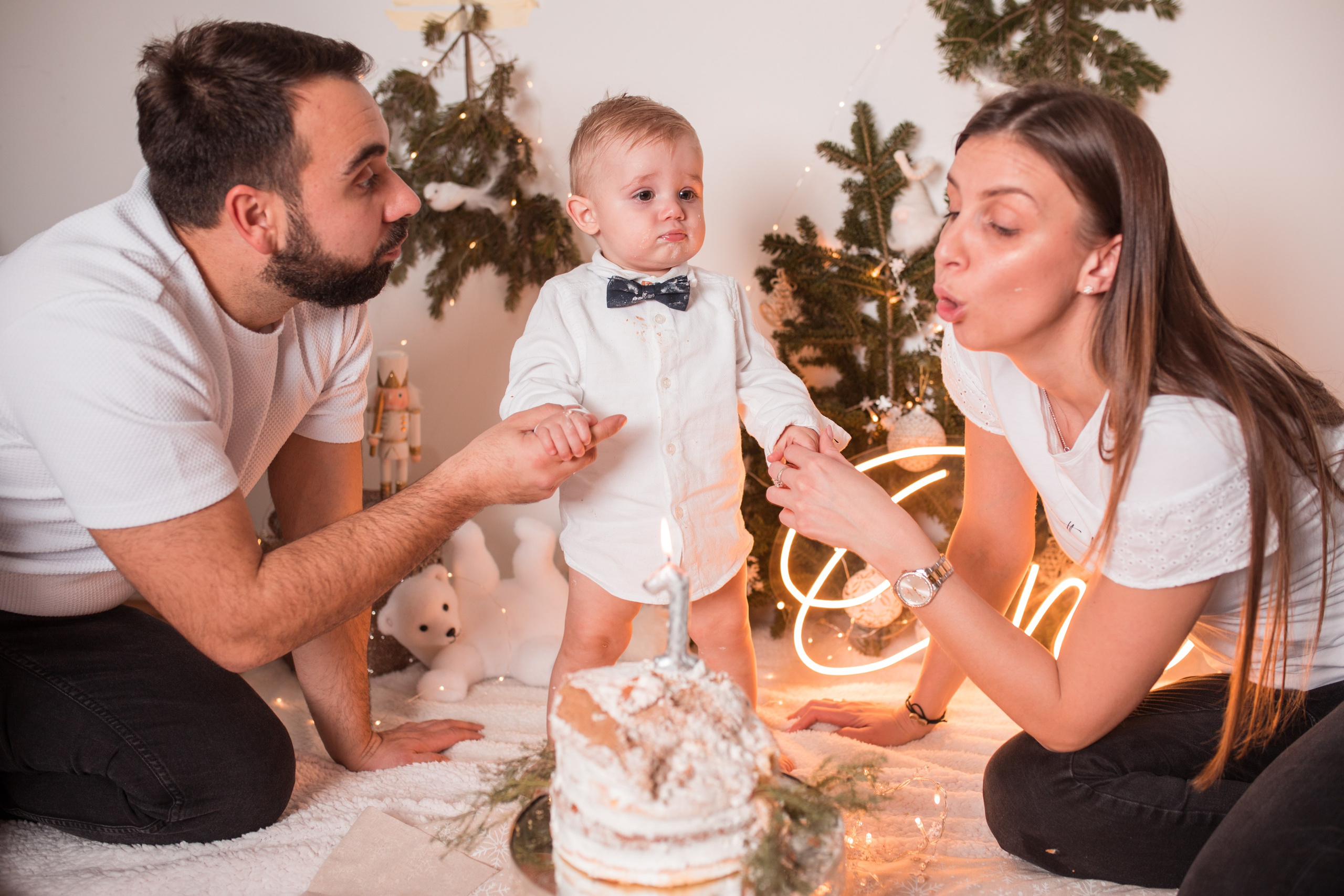 ILIJA 1TH BIRTHDAY SMASH CAKE. HOME