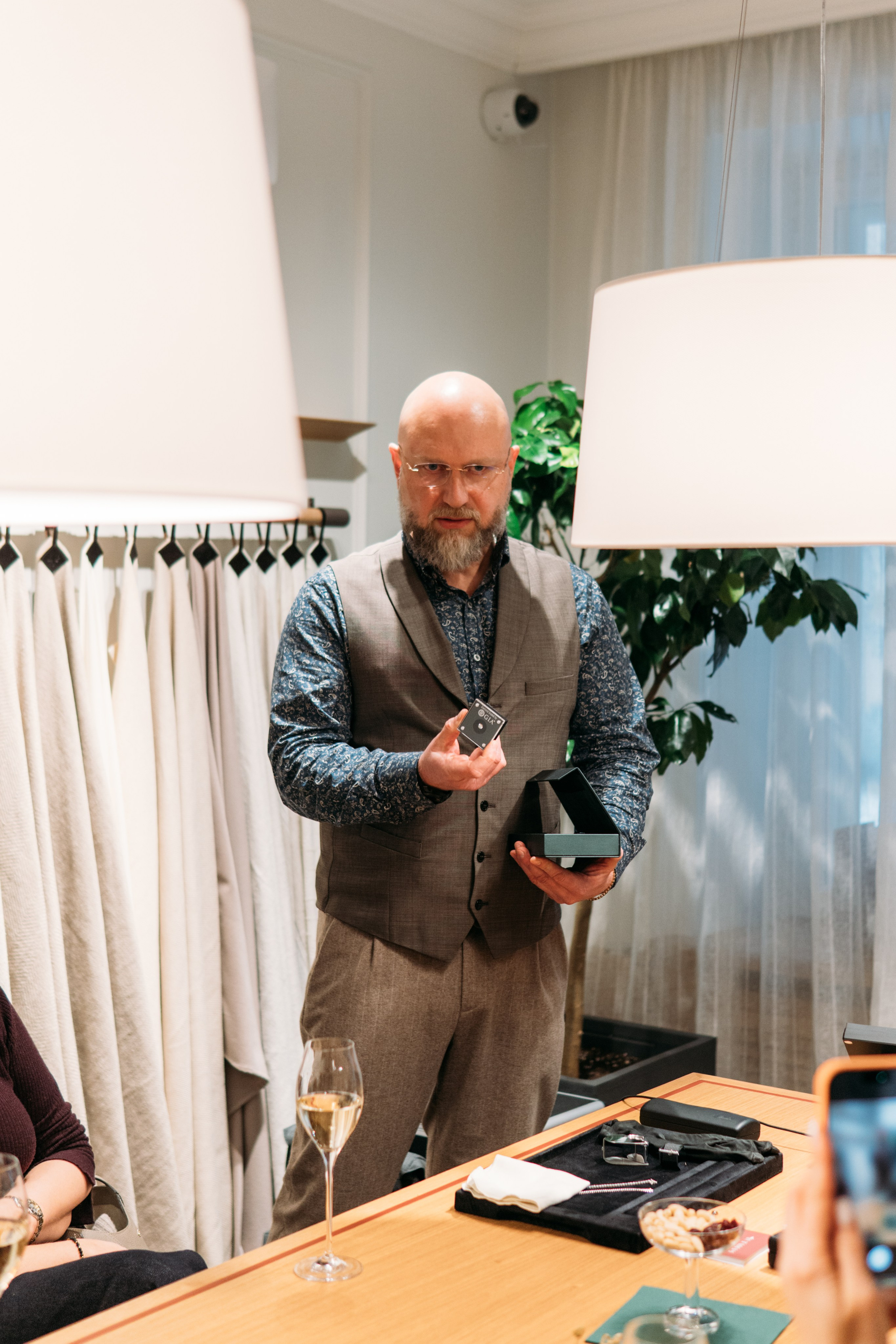 Dolce Vita (diamond presentation). Byonelove photographer in Warsaw