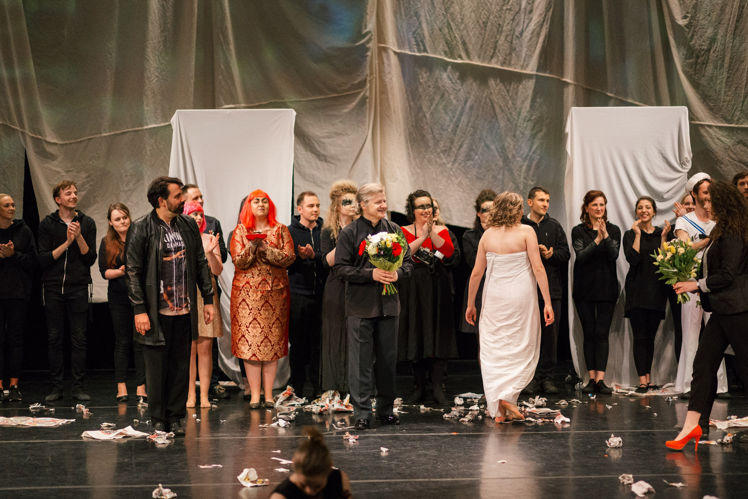 Opera. Fotograf Ślubny Warszawa - Sesje Biznesowe Rodzinne Eventy