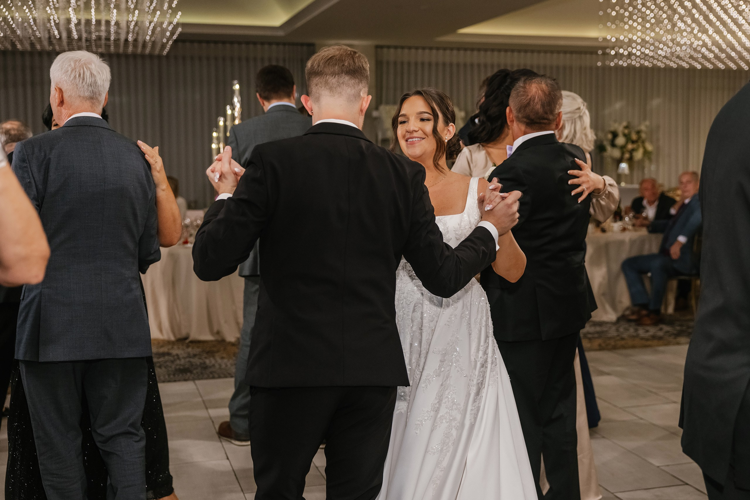 09.06.2025 Wedding. Wedding family event photographer in Chicago Nick Yushevich