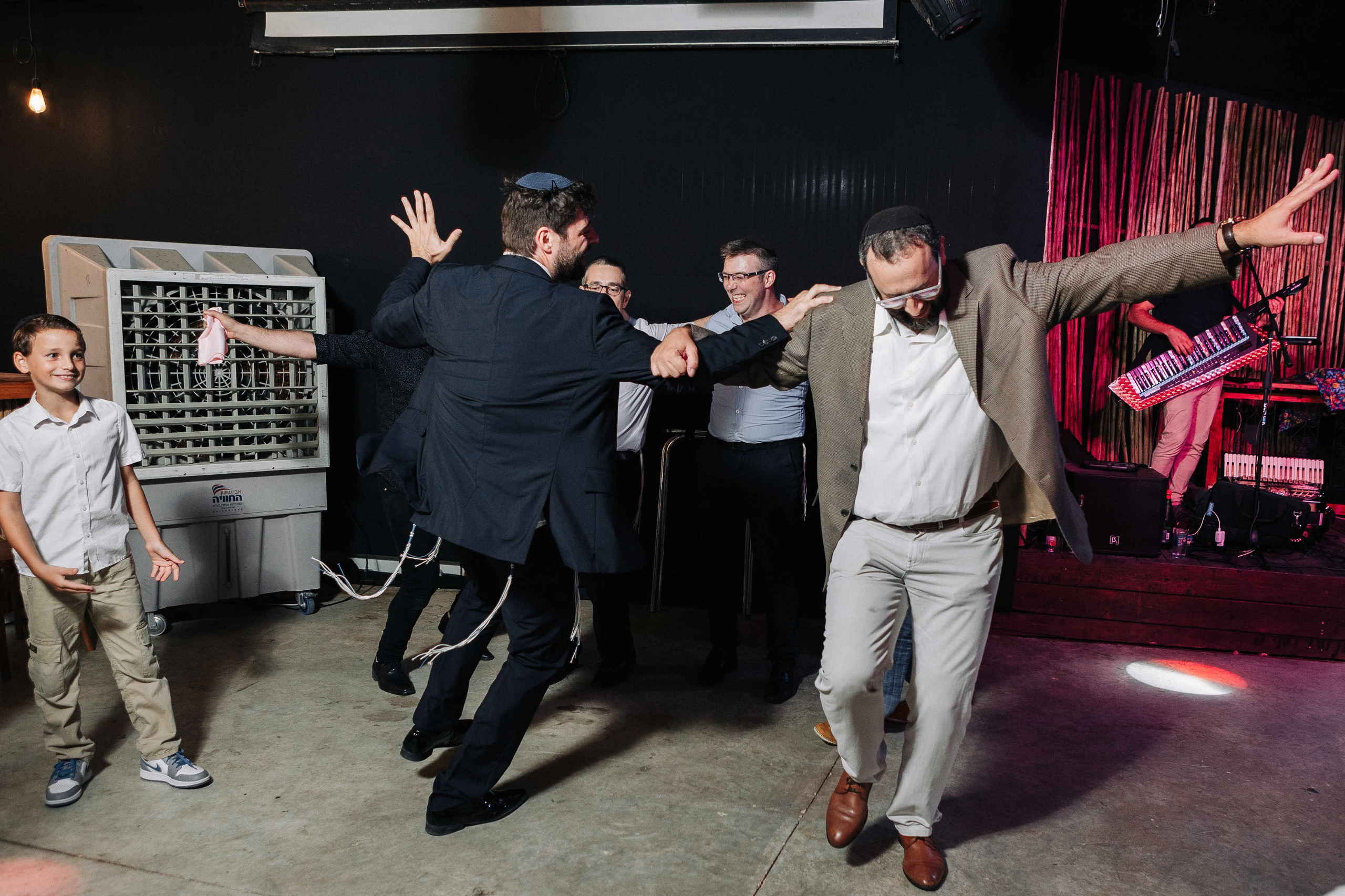 WEDDING OUT OF CITY. PHOTOGRAPHER IN ISRAEL