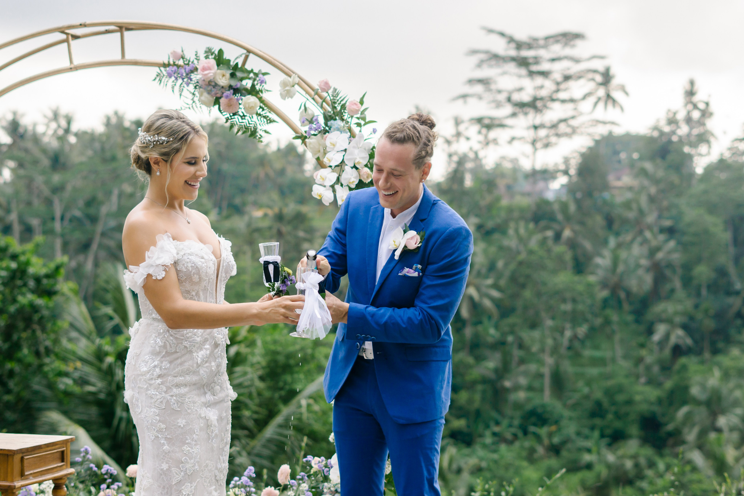 Jamie & Jordan. Female Photographer in Bali