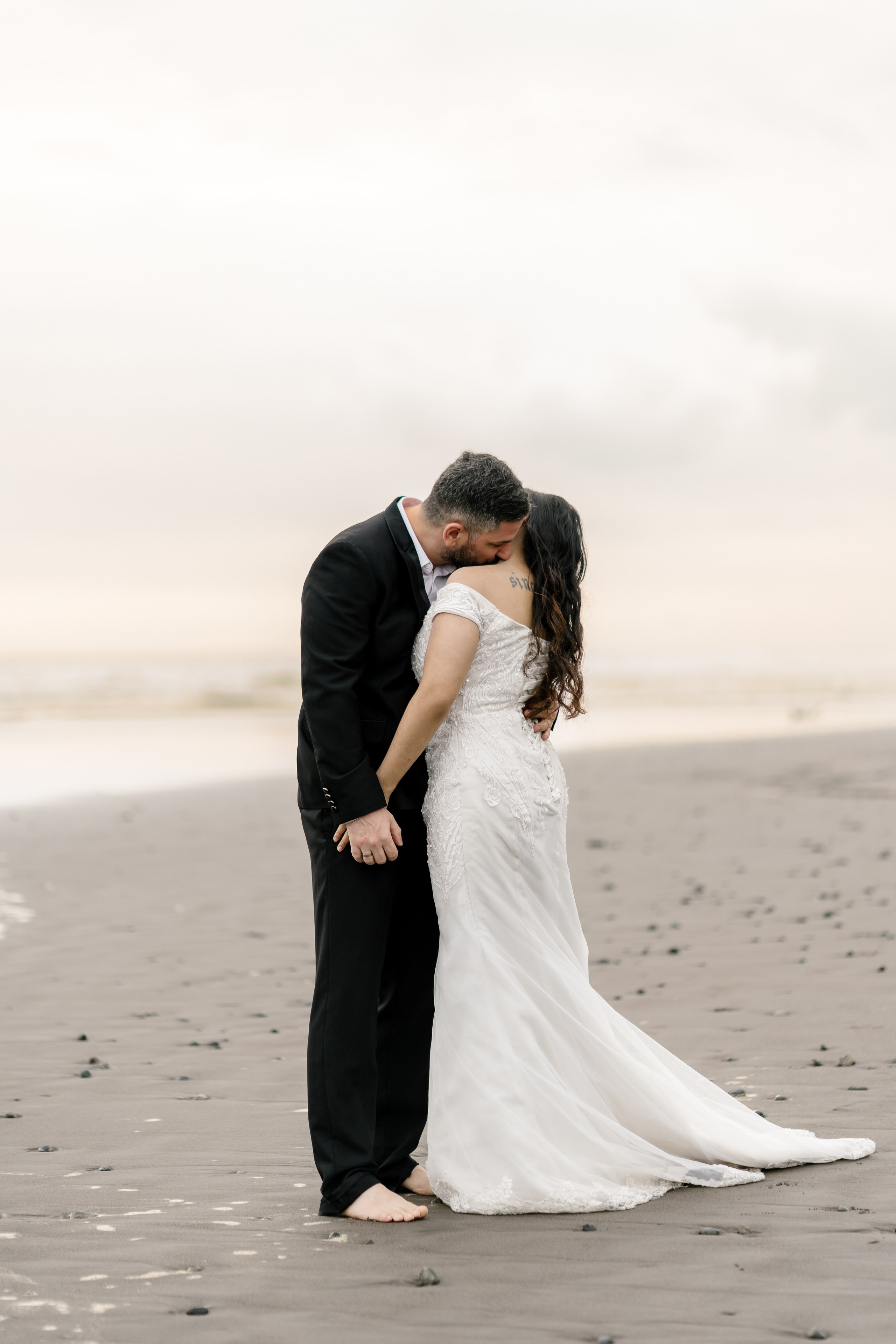 Honeymoon Photoshoot in Bali. Female Photographer in Bali