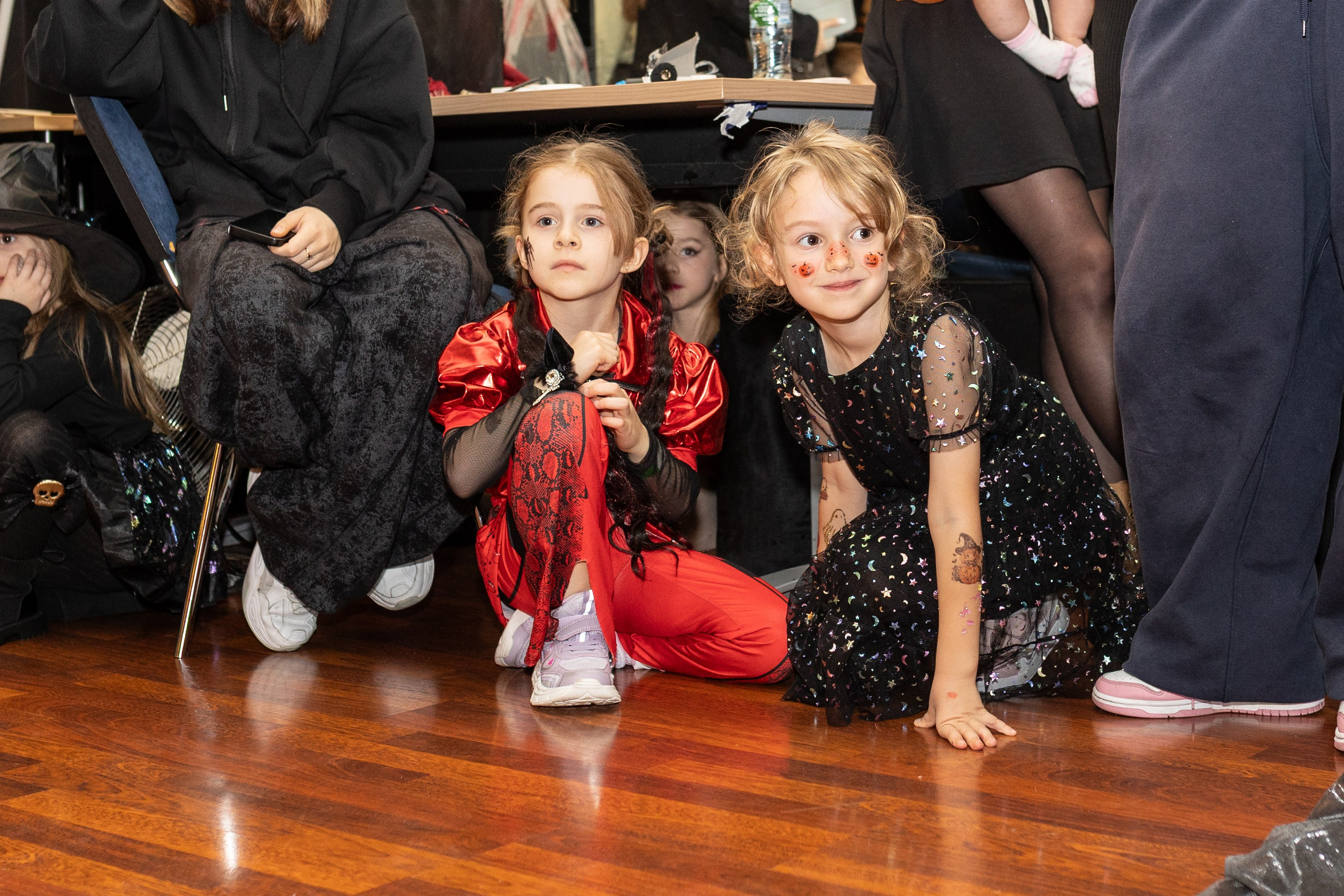 Leo dance studio Helloween 2025. Семейный и детский фотограф в Варшаве Мила Бобровская