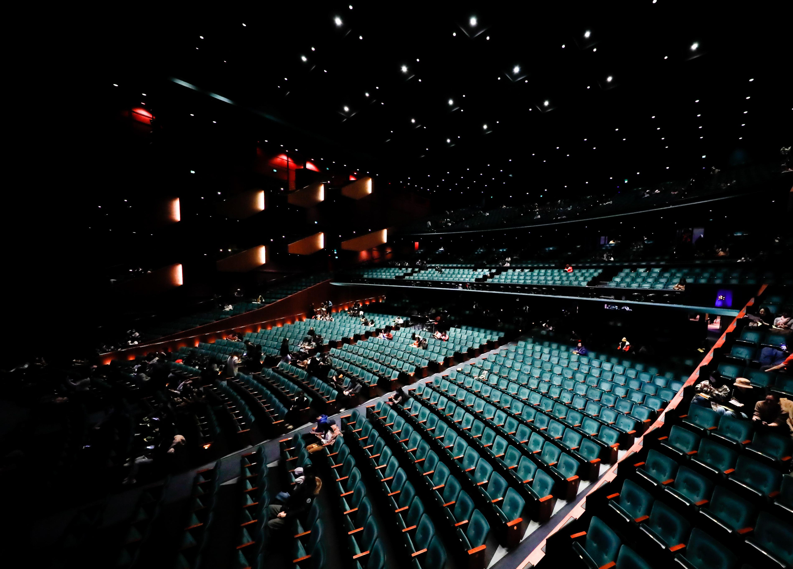 SHOW. Joanna Jin Photography