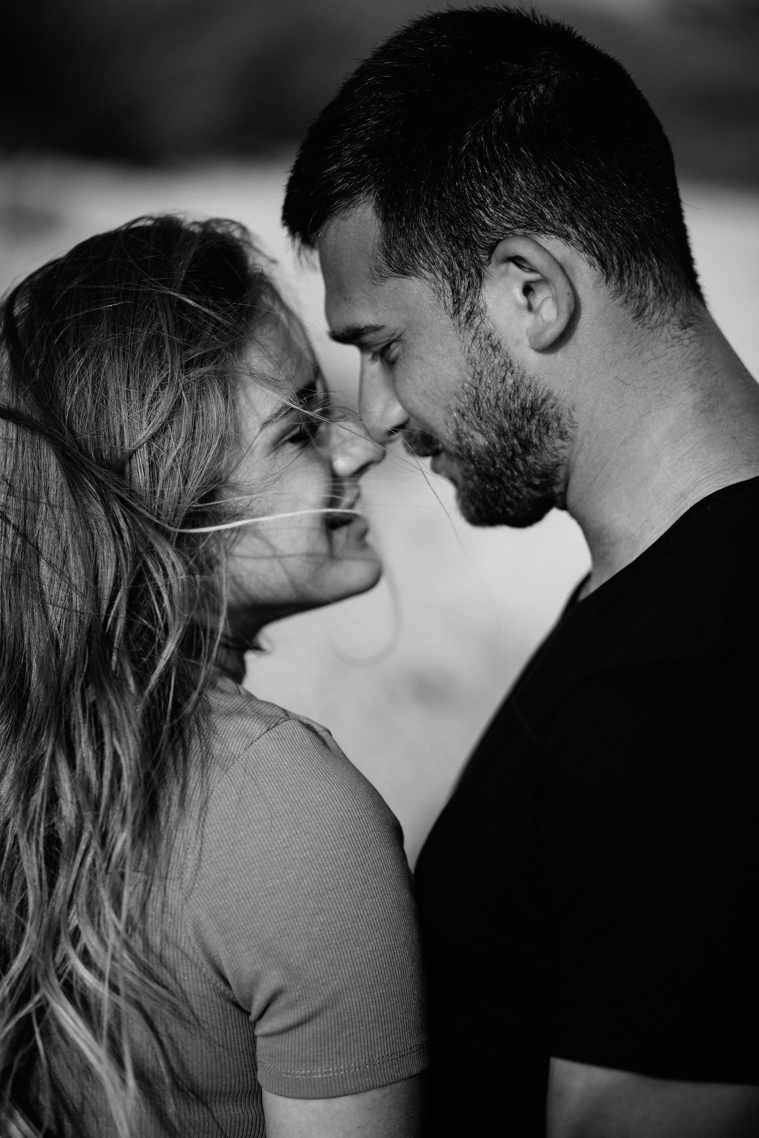 Sasha & Inna at HaBonim beach. Family photographer in Israel